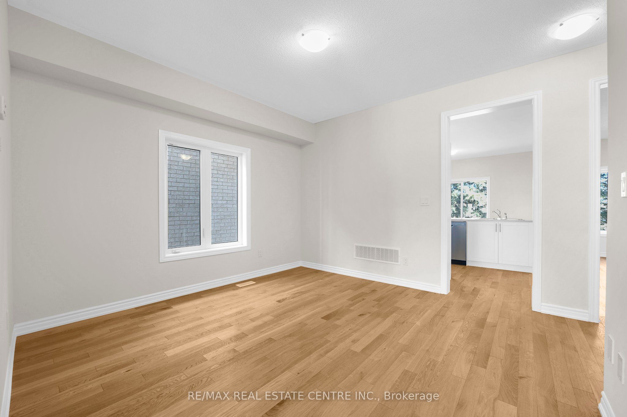 15 LAWRENCE D. PRIDHAM Avenue, New Tecumseth, ON L9R 0X1 photo 5