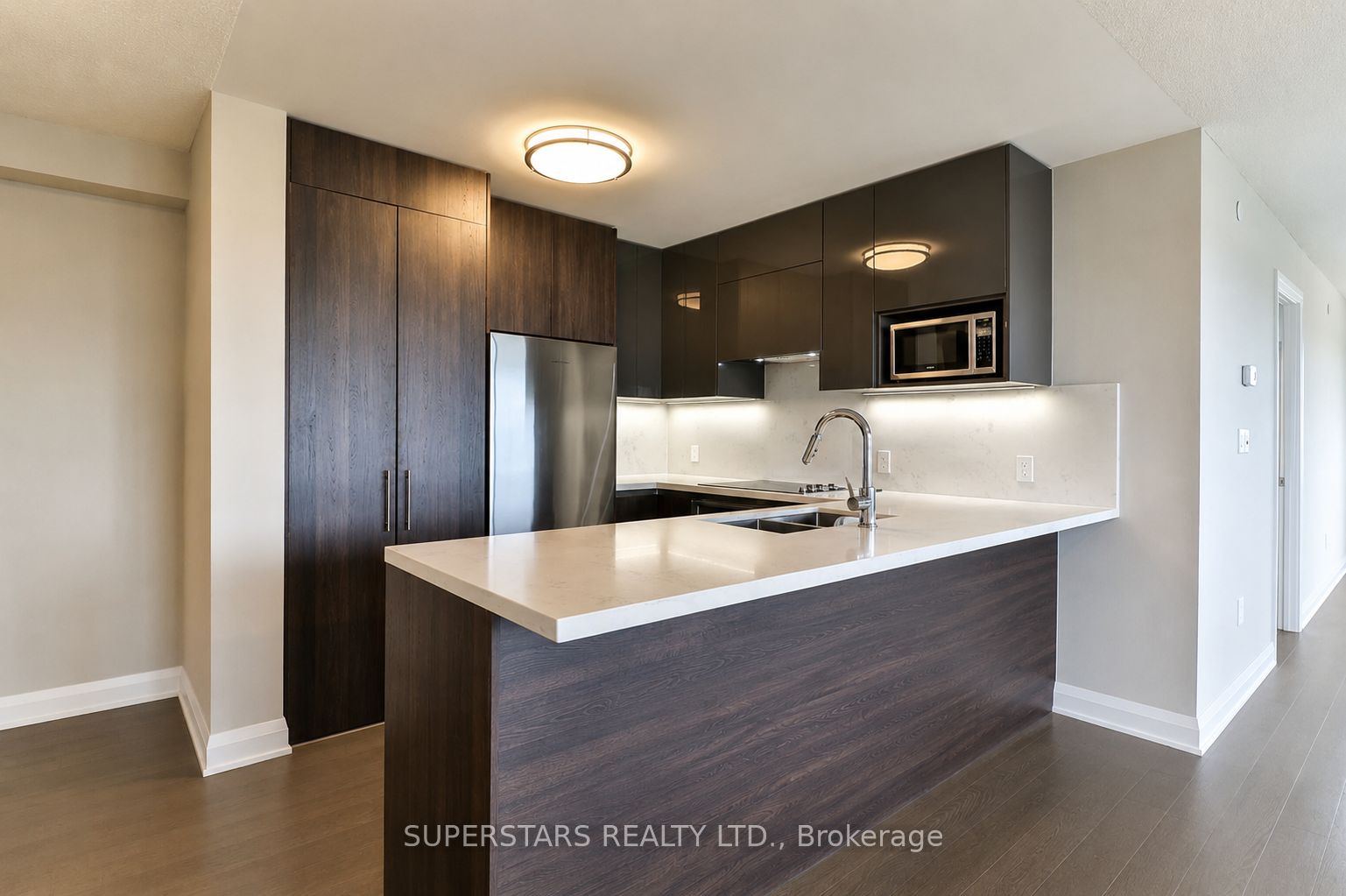 15 Water Walk Drive 1105, Markham, ON L6G 0G2 photo 4