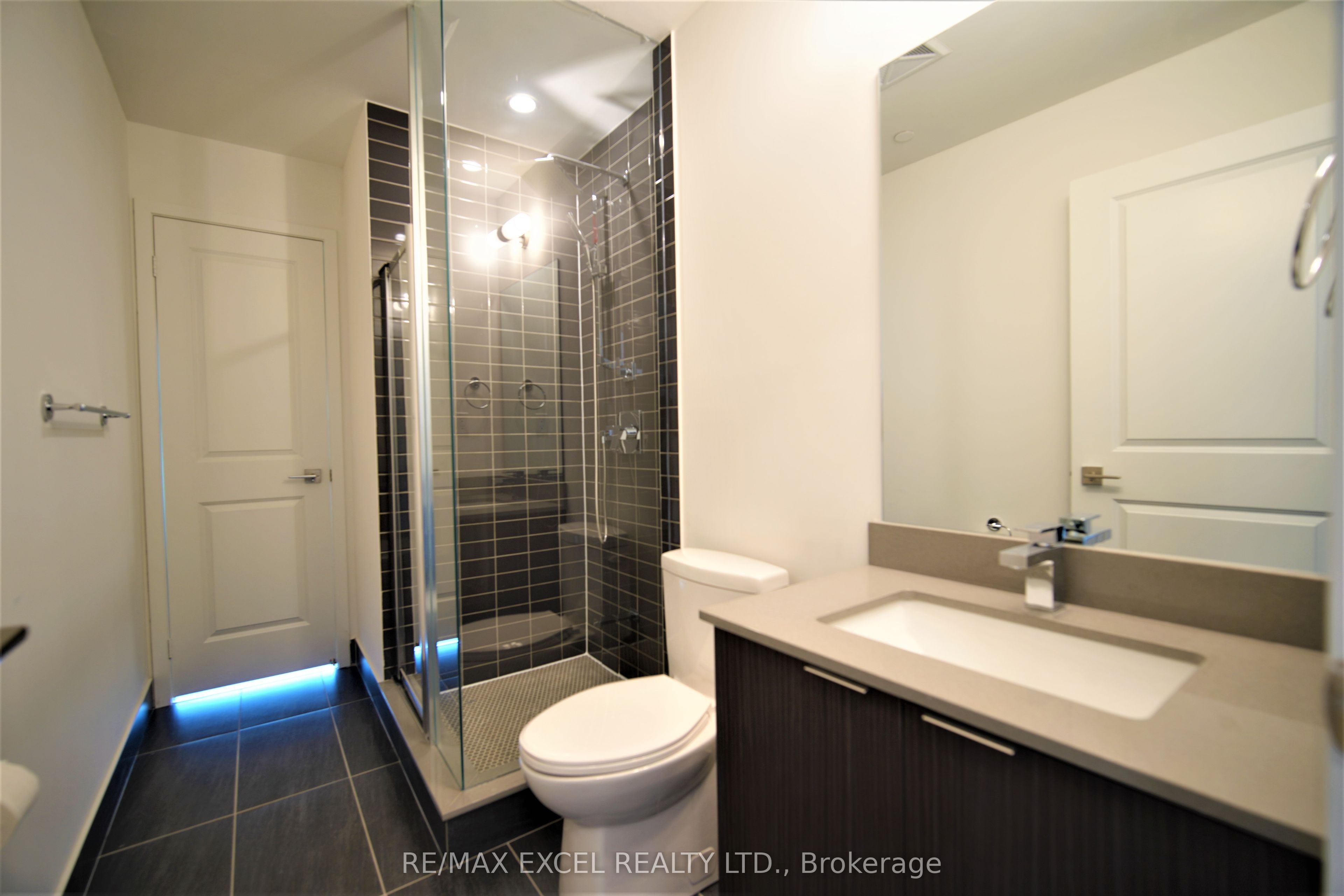 2908 Highway 7 Road 2607, Vaughan, ON L4K 1V5 photo 4