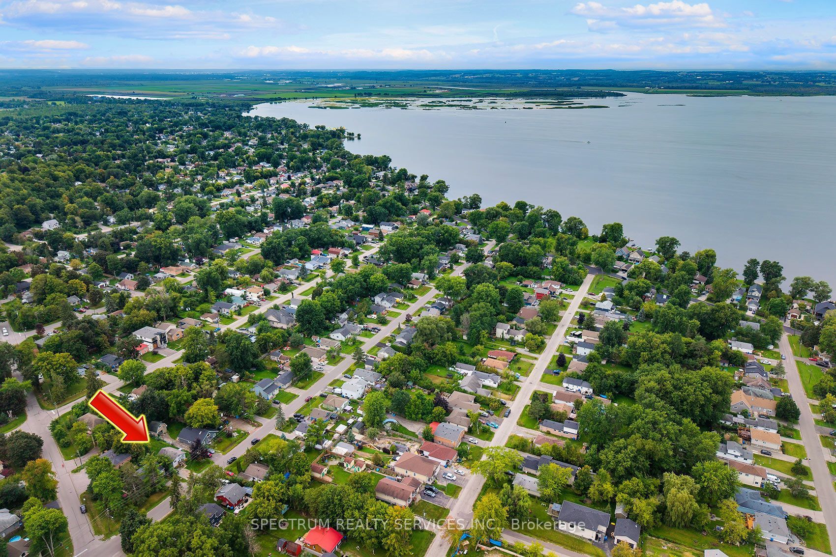 229 Pine Beach Drive, Georgina, ON L4P 2V7 photo 2