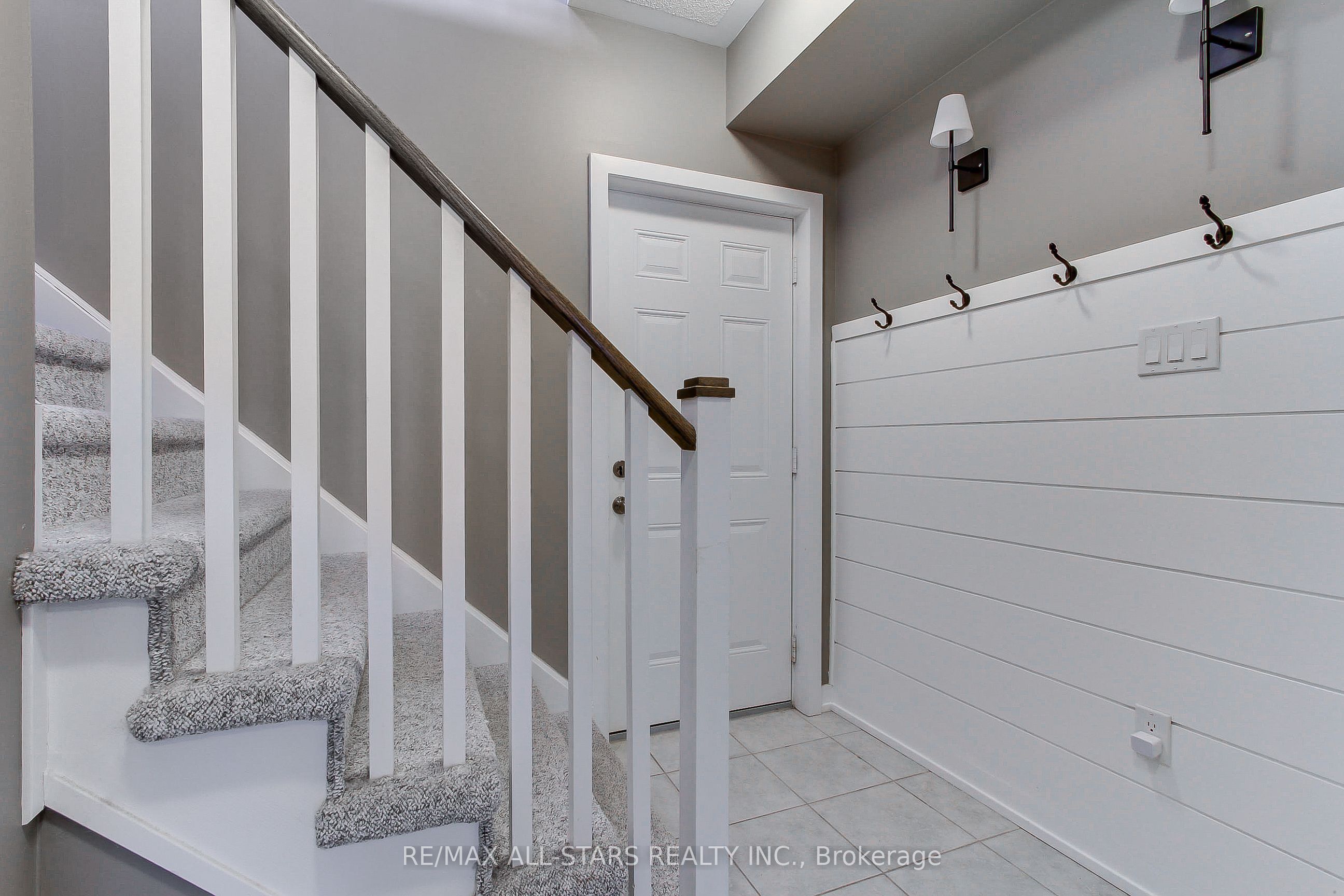 12568 Ninth Line, Whitchurch-Stouffville, ON L4A 1X1 photo 3