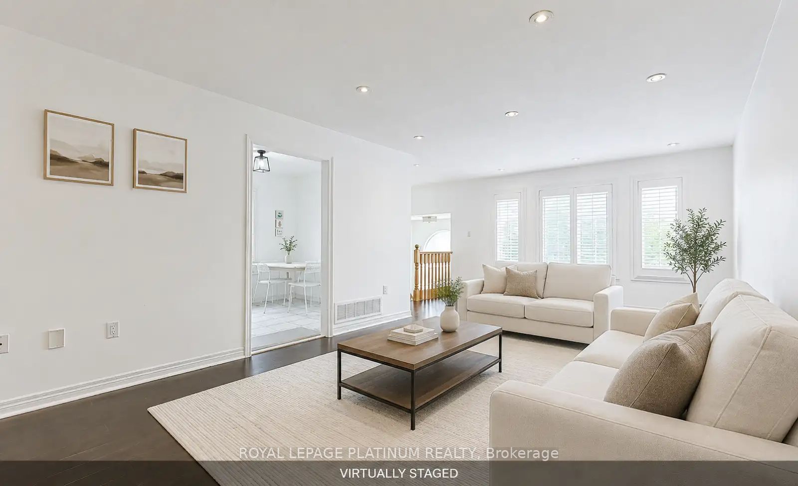 24 Smith Street, Bradford West Gwillimbury, ON L3Z 3C9 photo 2