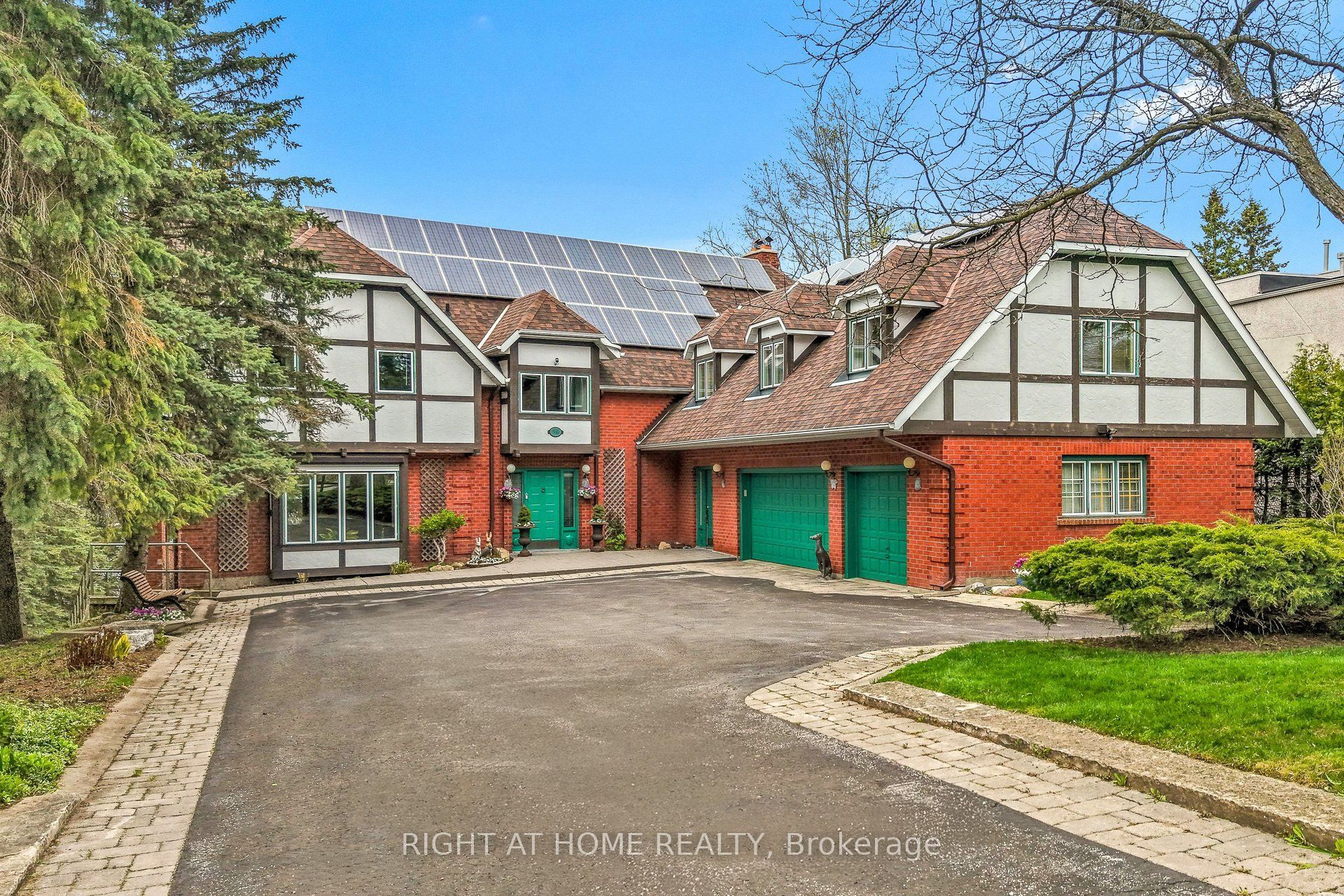 566 Sunset Beach Road, Richmond Hill, ON L4E 3J8 photo 4