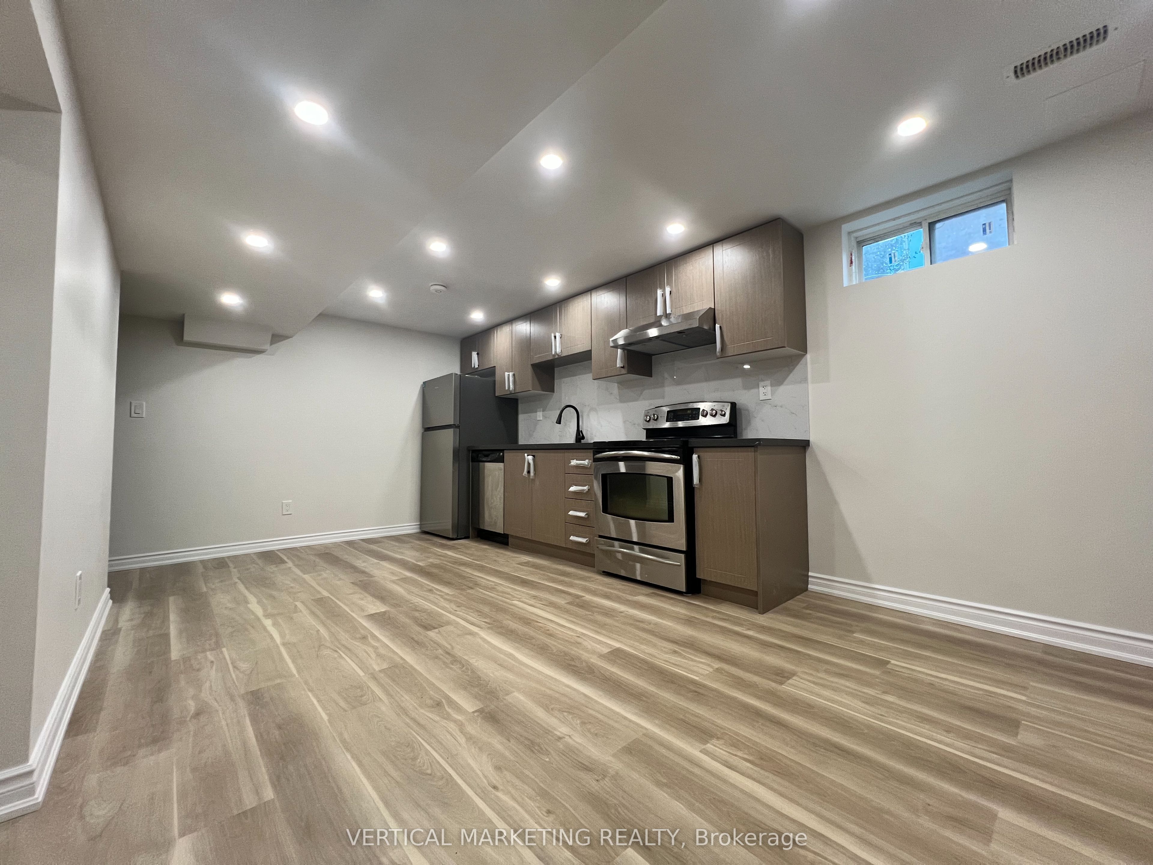 68 Campi Road, Vaughan, ON L4H 0N2 photo 2