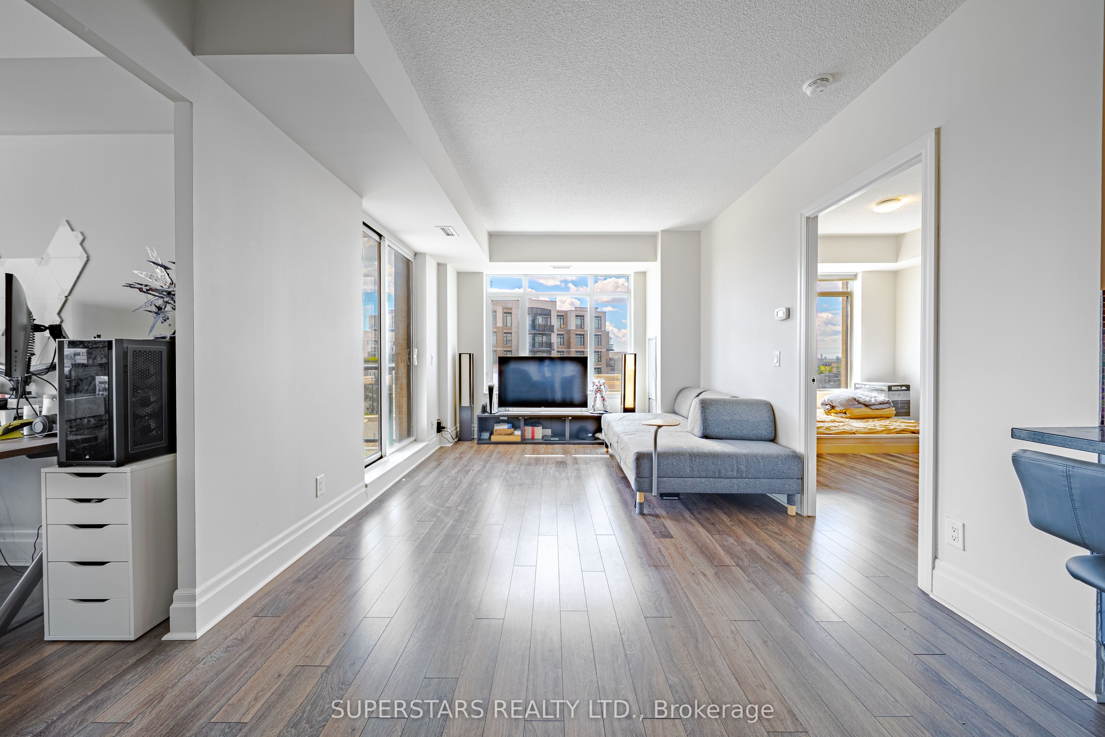 151 Upper Duke Crescent 809, Markham, ON L6G 0E1 photo 2