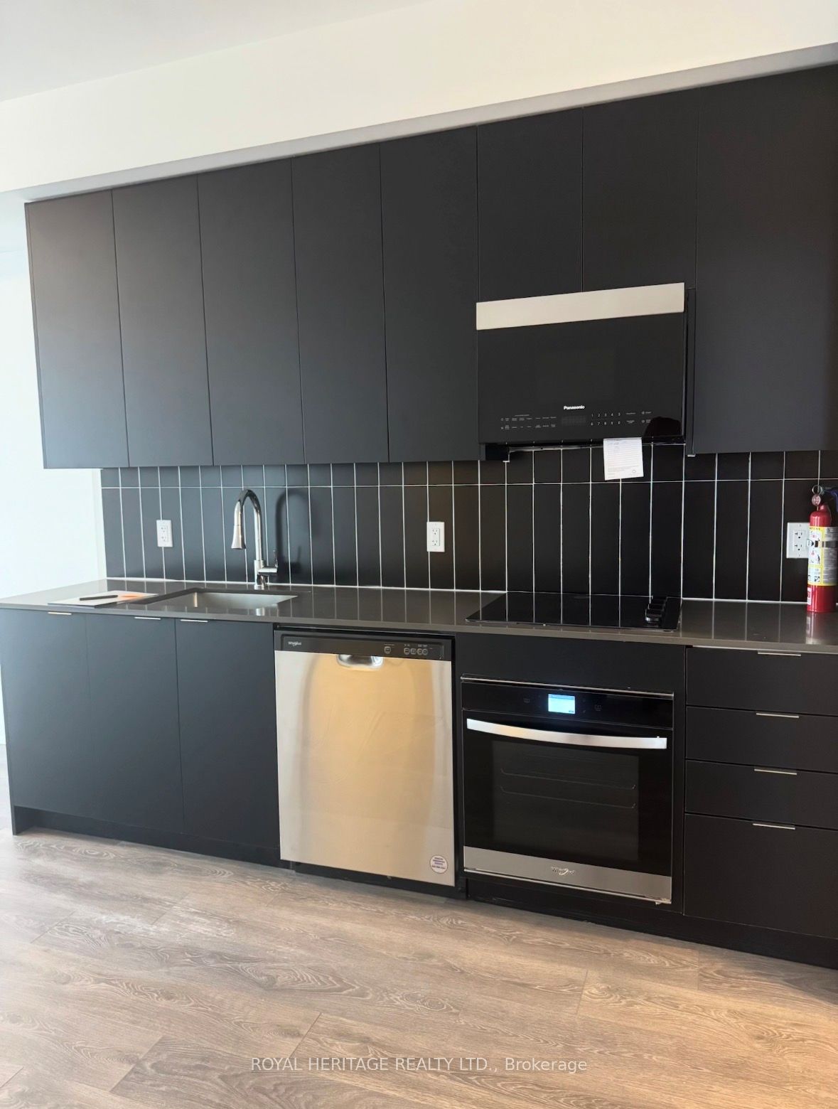 498 Caldari Road 2428, Vaughan, ON L4K 0R6 photo 5