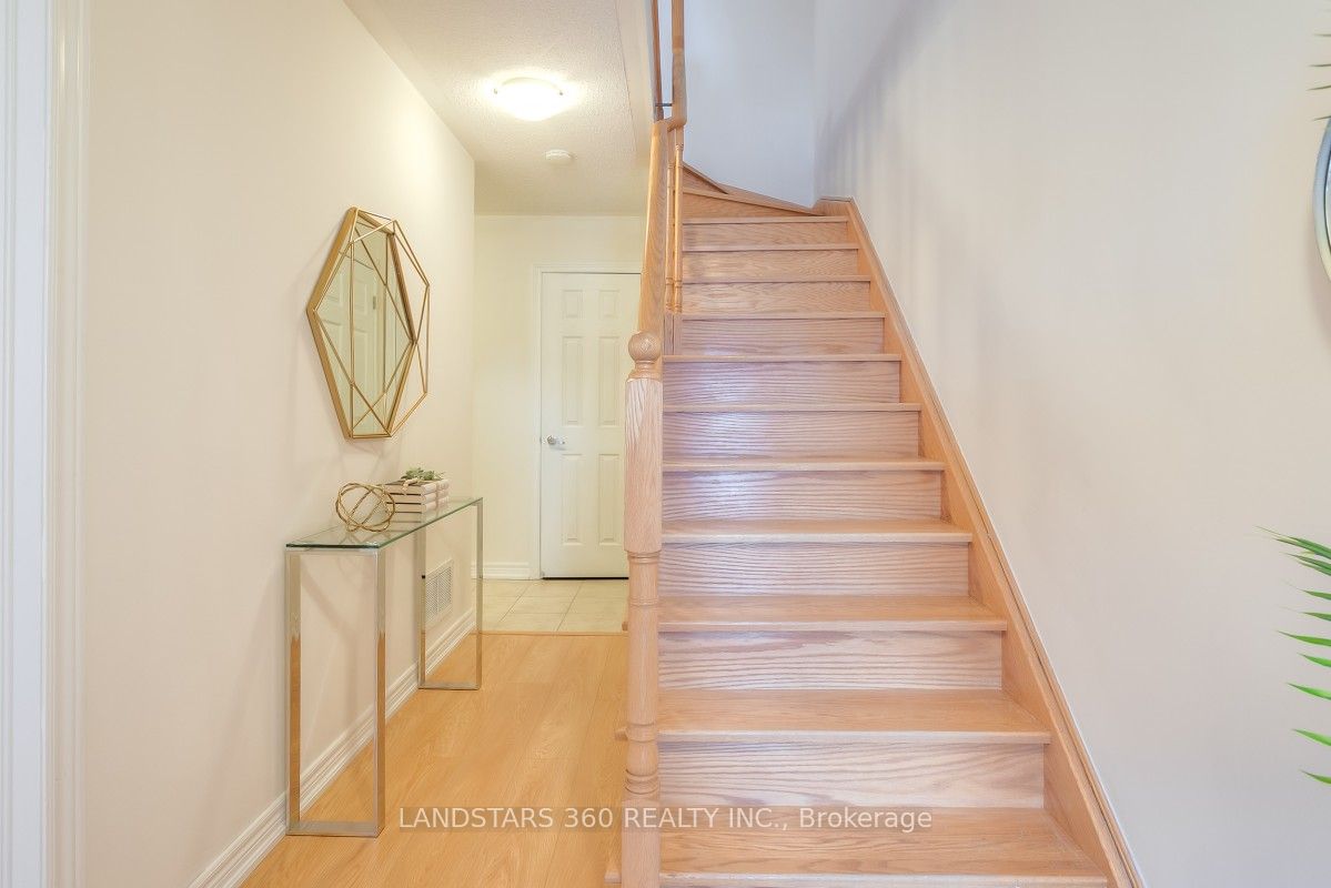 9922 McCowan Road, Markham, ON L3P 3J3 photo 3