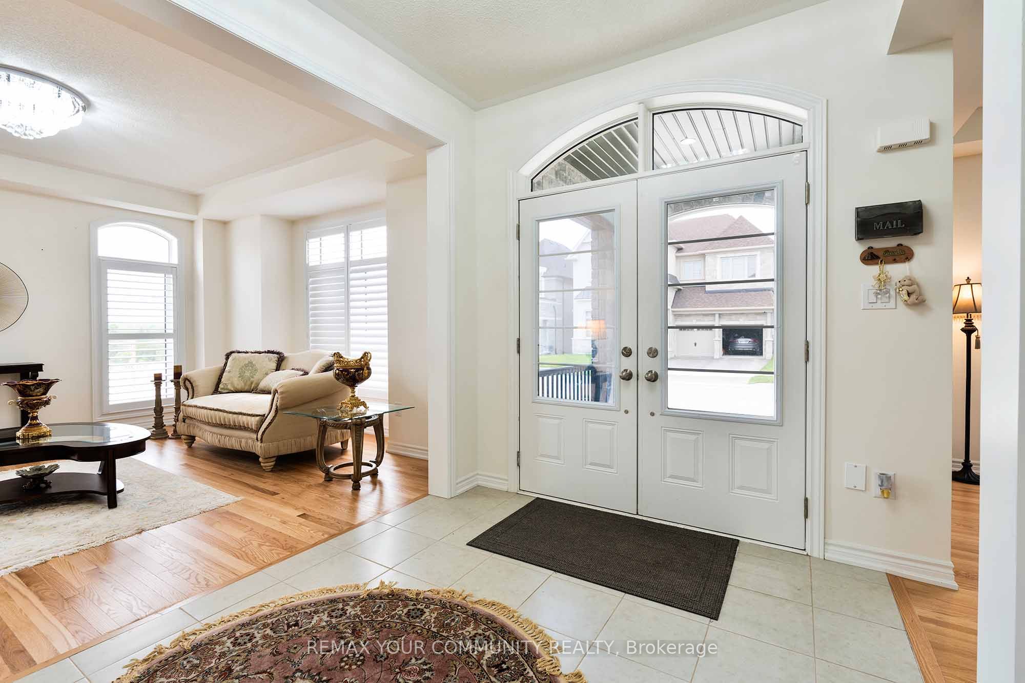 9 Cranley Road Main, East Gwillimbury, ON L9N 0T7 photo 3
