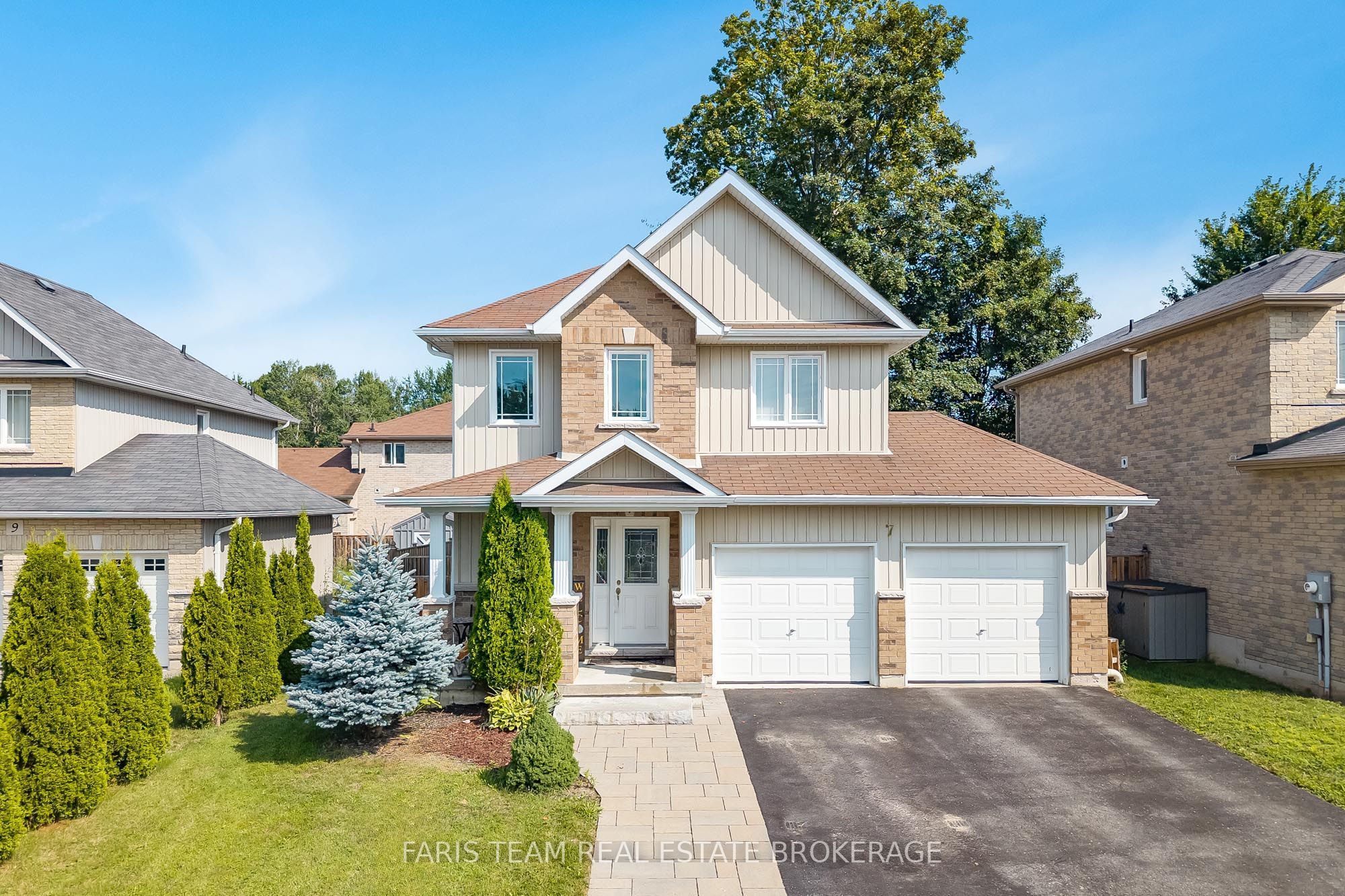 7 Mancini Drive, Essa, ON L0M 1B1