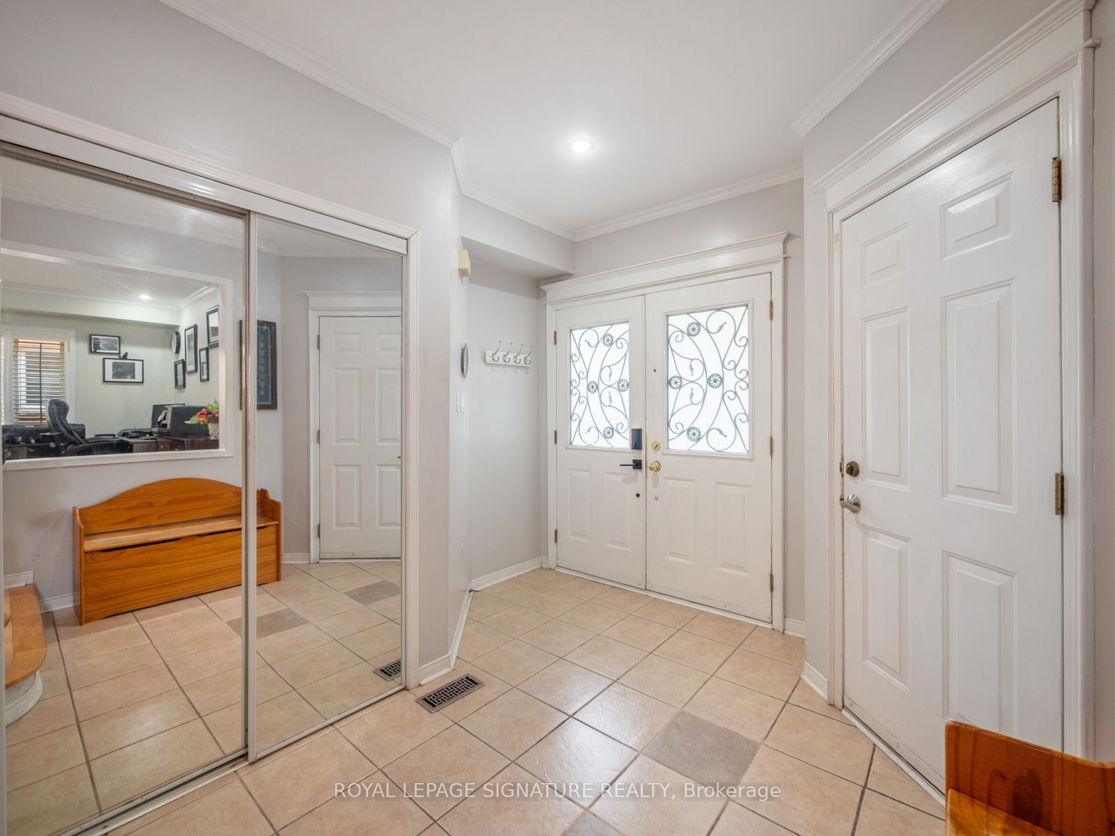 26 Tomscot Avenue, Richmond Hill, ON L4E 4M2 photo 4