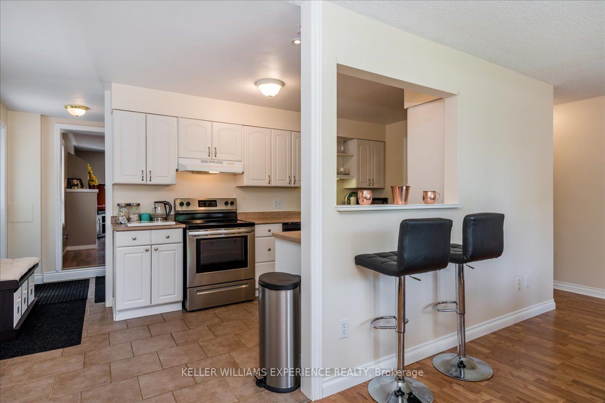 31 RIVER Drive, Essa, ON L3W 0G8 photo 5