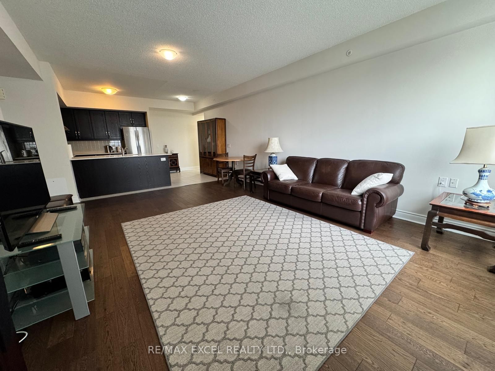 1 Sun Yat Sen Avenue 257, Markham, ON L3R 5K9 photo 2