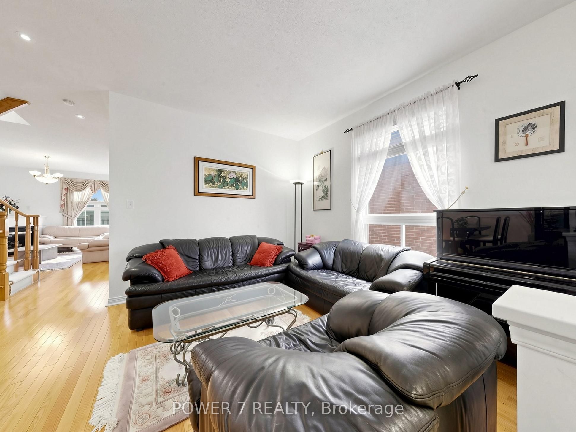 16 Barkwood Hollow, Markham, ON L6C 2J9 photo 4