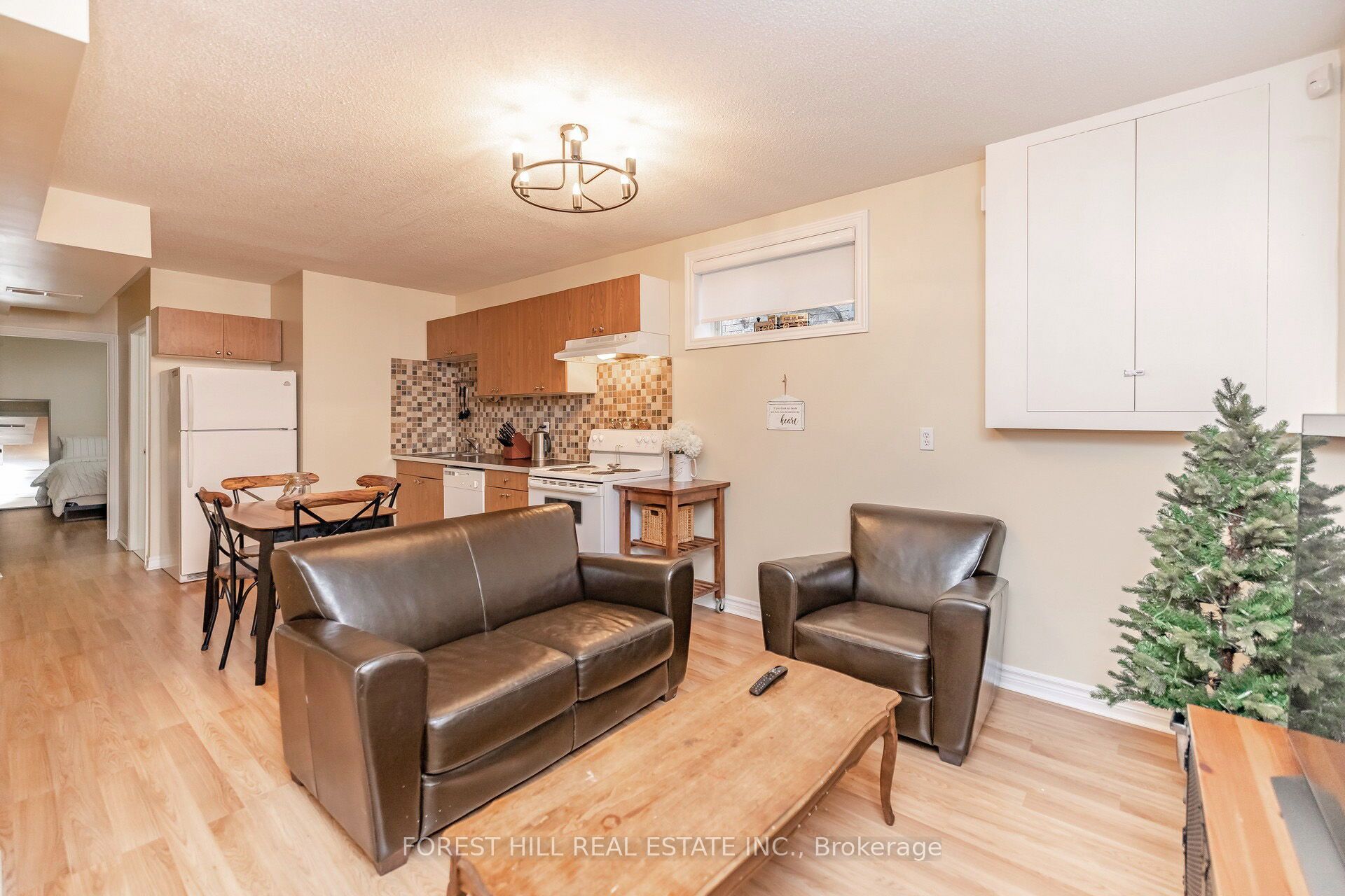 69 Oxford Street, Richmond Hill, ON L4C 4L6 photo 5