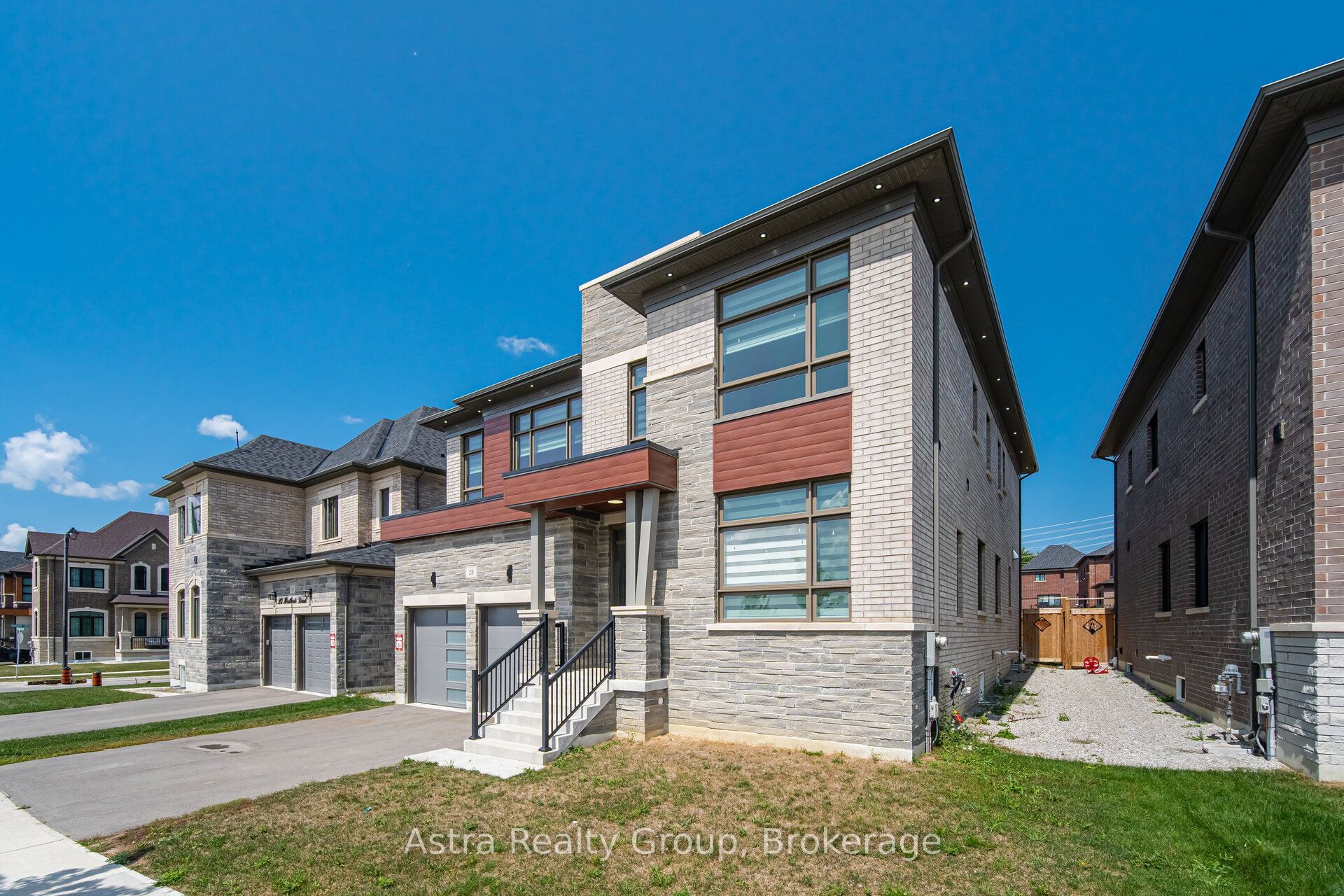 28 Heathcote Road, Vaughan, ON L3L 0E9 photo 3