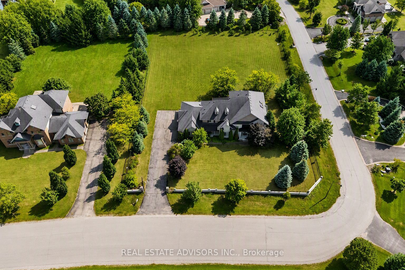 43 Grayfield Drive, Whitchurch-Stouffville, ON L4A 0B1