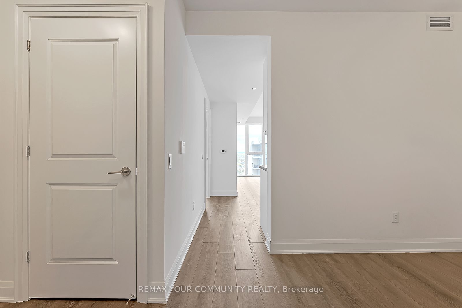 20 Gatineau Drive 1606E, Vaughan, ON L4J 0L3 photo 2