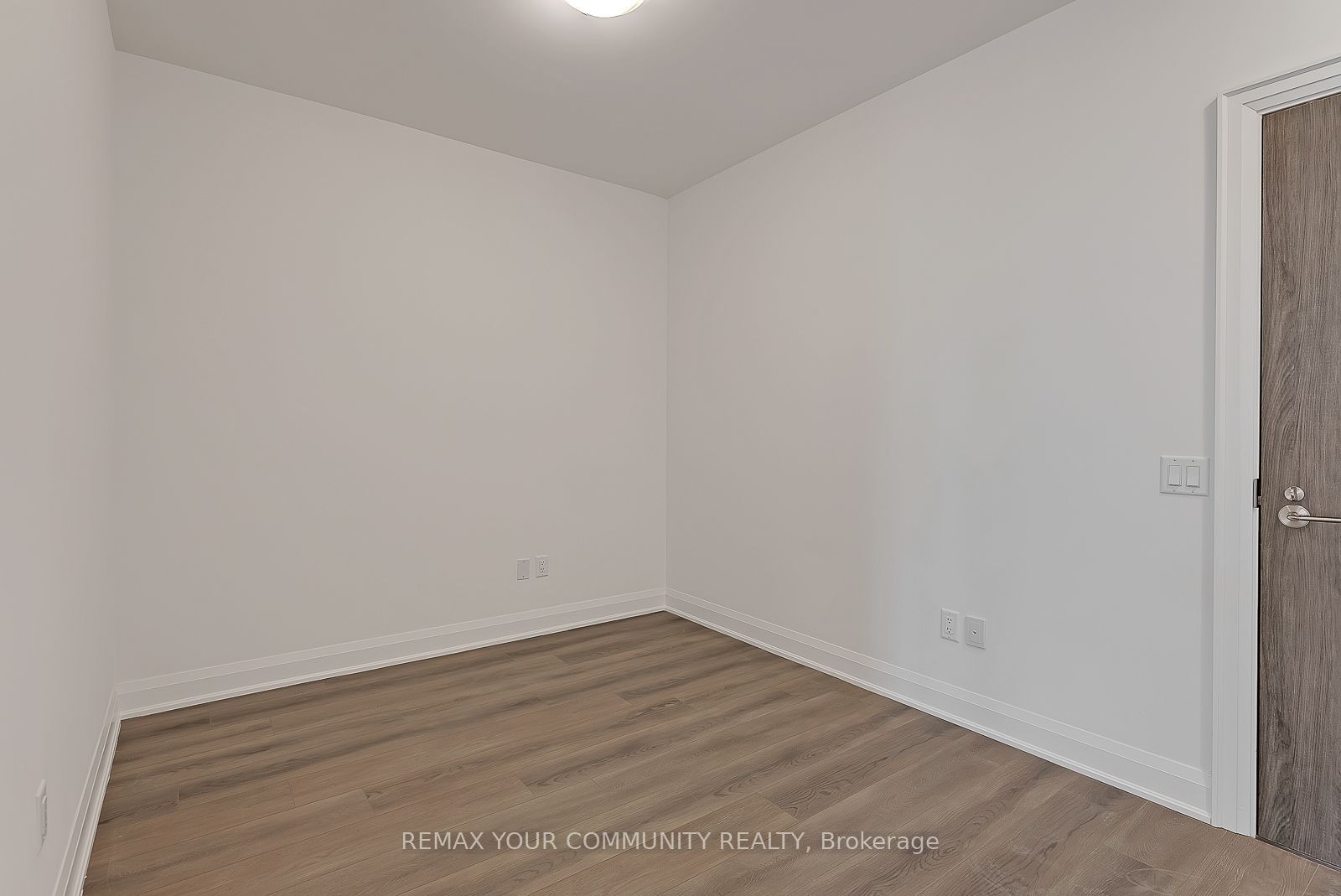 20 Gatineau Drive 1606E, Vaughan, ON L4J 0L3 photo 3