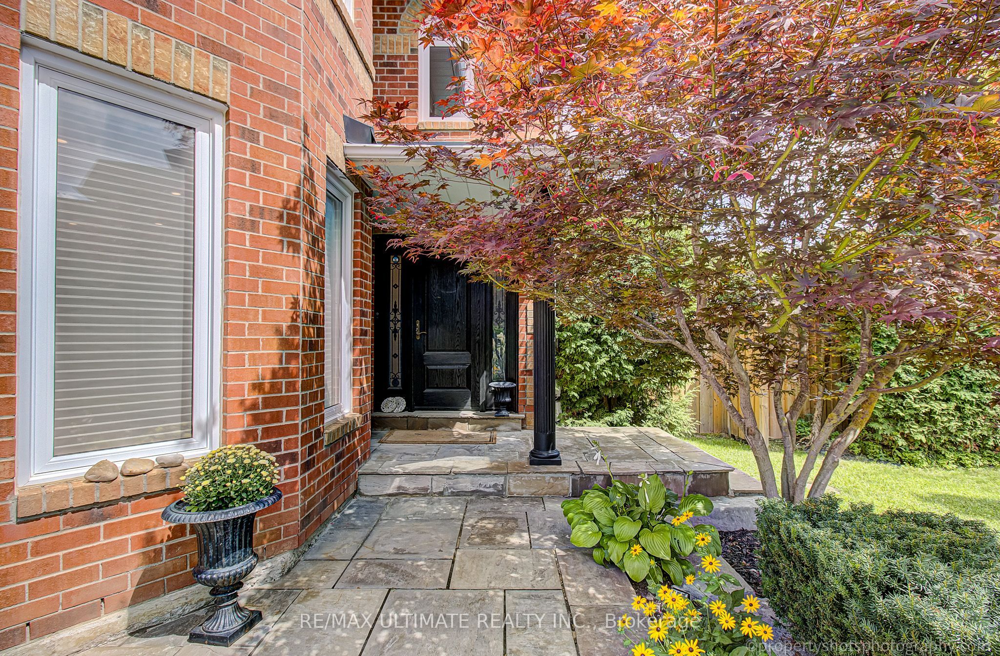 351 Fairway Gardens, Newmarket, ON L3X 1B4 photo 5
