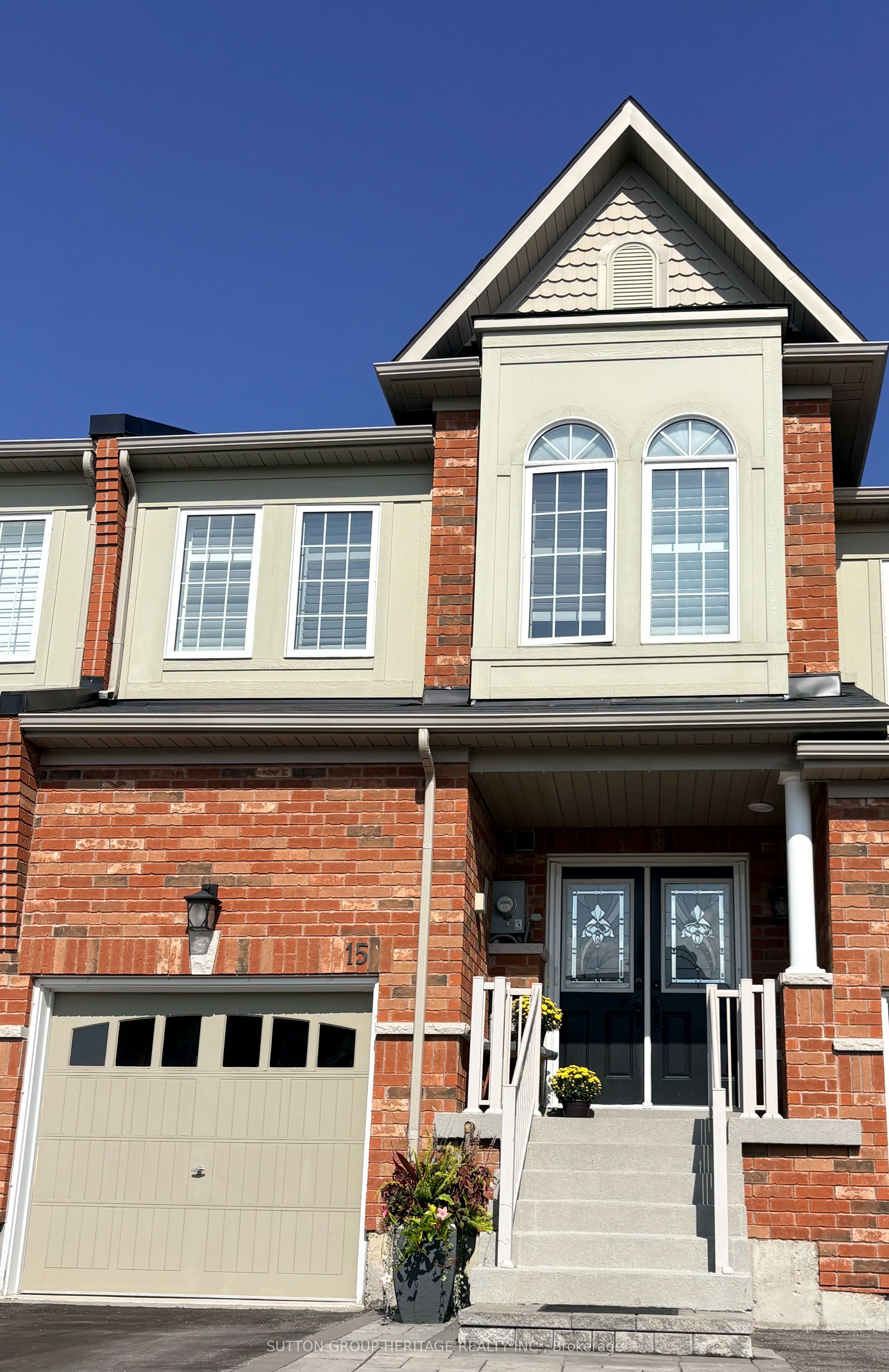 15 Clarinet Lane, Whitchurch-Stouffville, ON L4A 0N8 photo 3