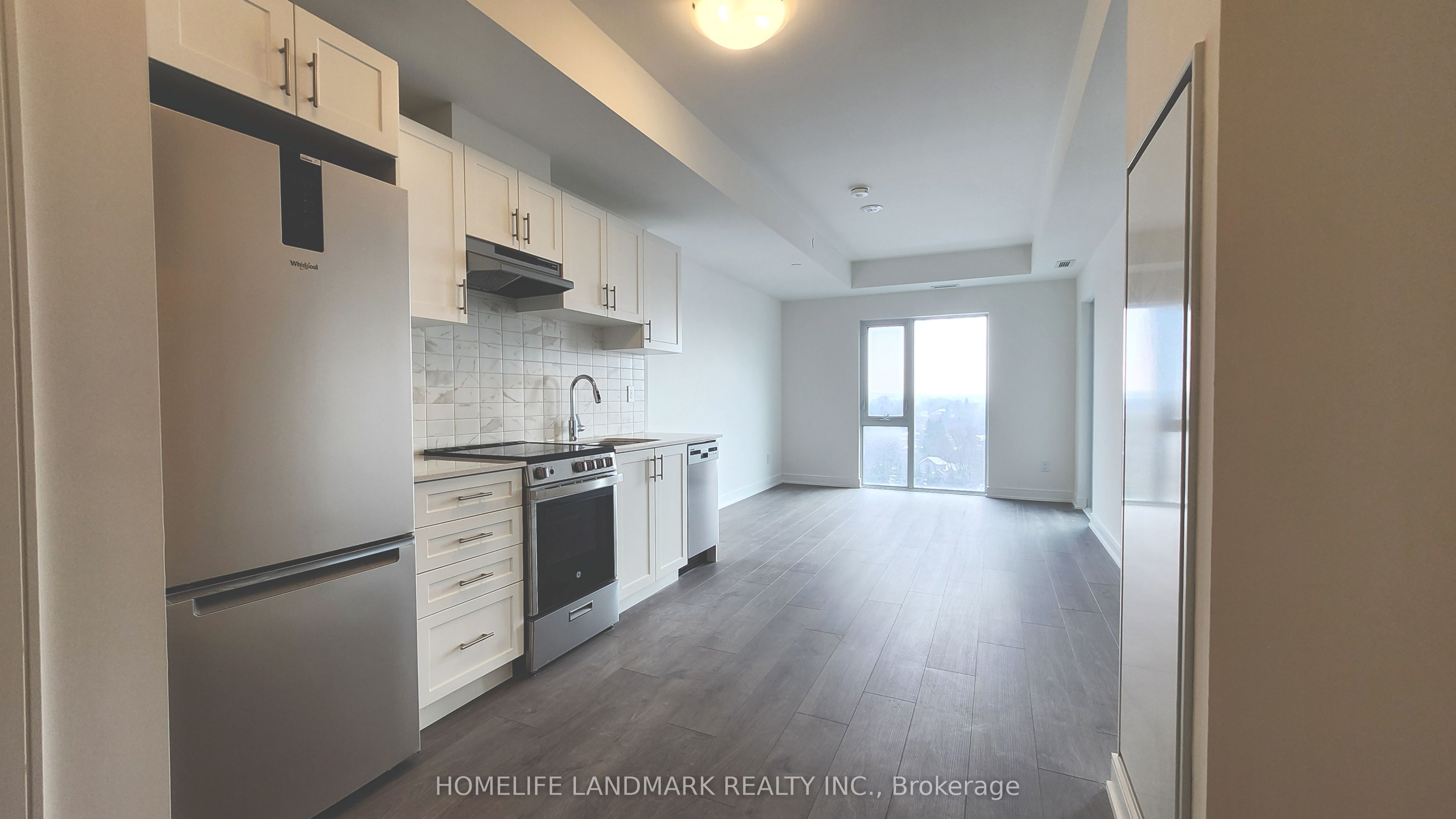 715 DAVIS Drive E 1006, Newmarket, ON L3Y 2R3 photo 4