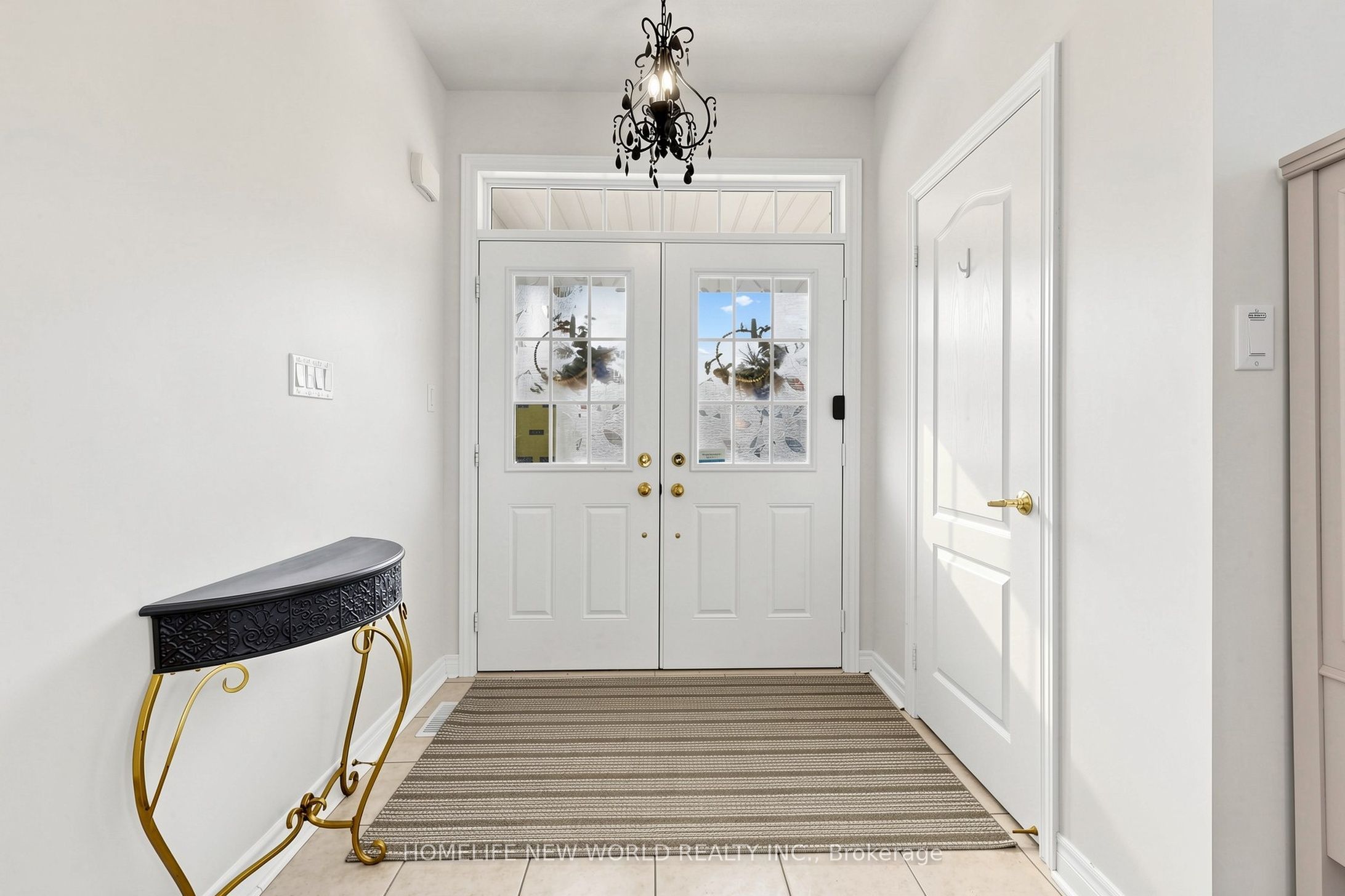 2 Lucida Court, Whitchurch-Stouffville, ON L4A 1S1 photo 3