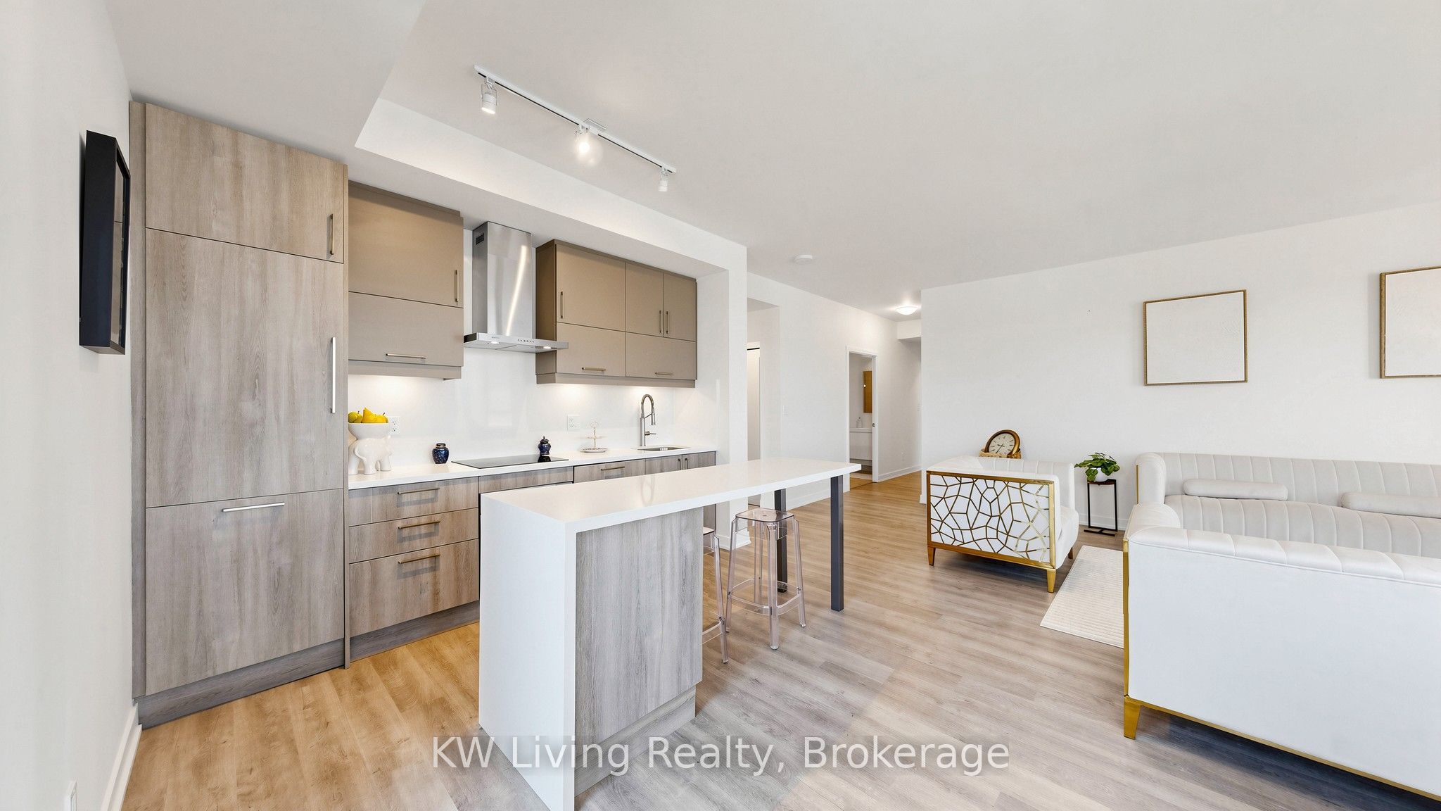 8119 Birchmount Road 1512, Markham, ON L6G 0H6 photo 5