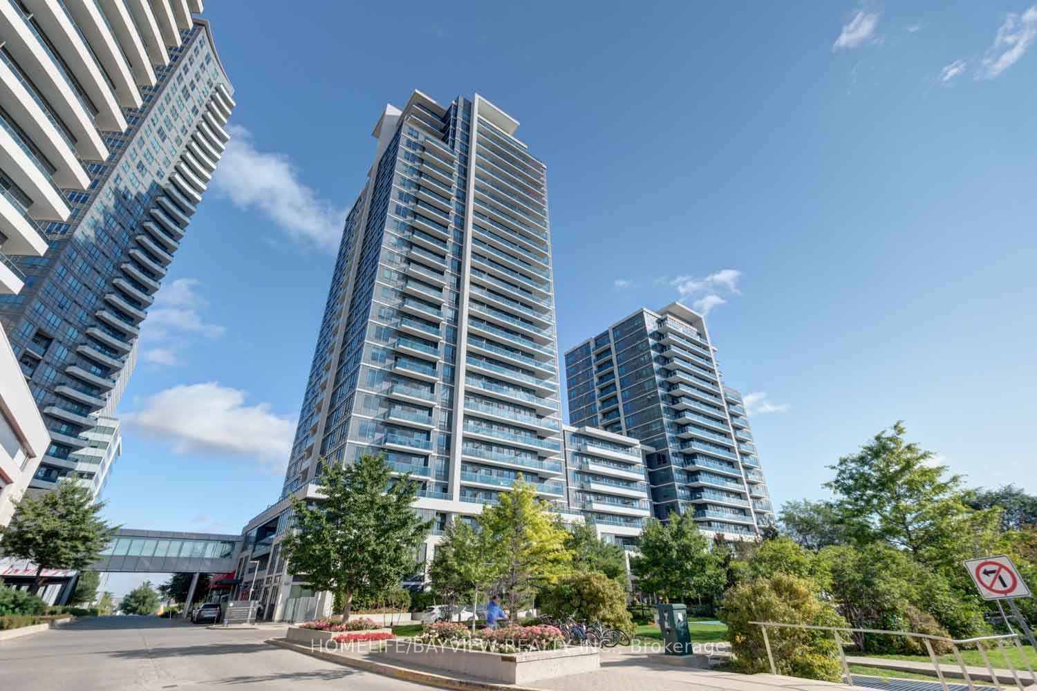 7165 YONGE Street 2403, Markham, ON L3T 0C9 photo 2