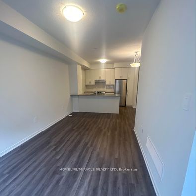 39 Honeycrisp Crescent 81, Vaughan, ON L4K 0N6