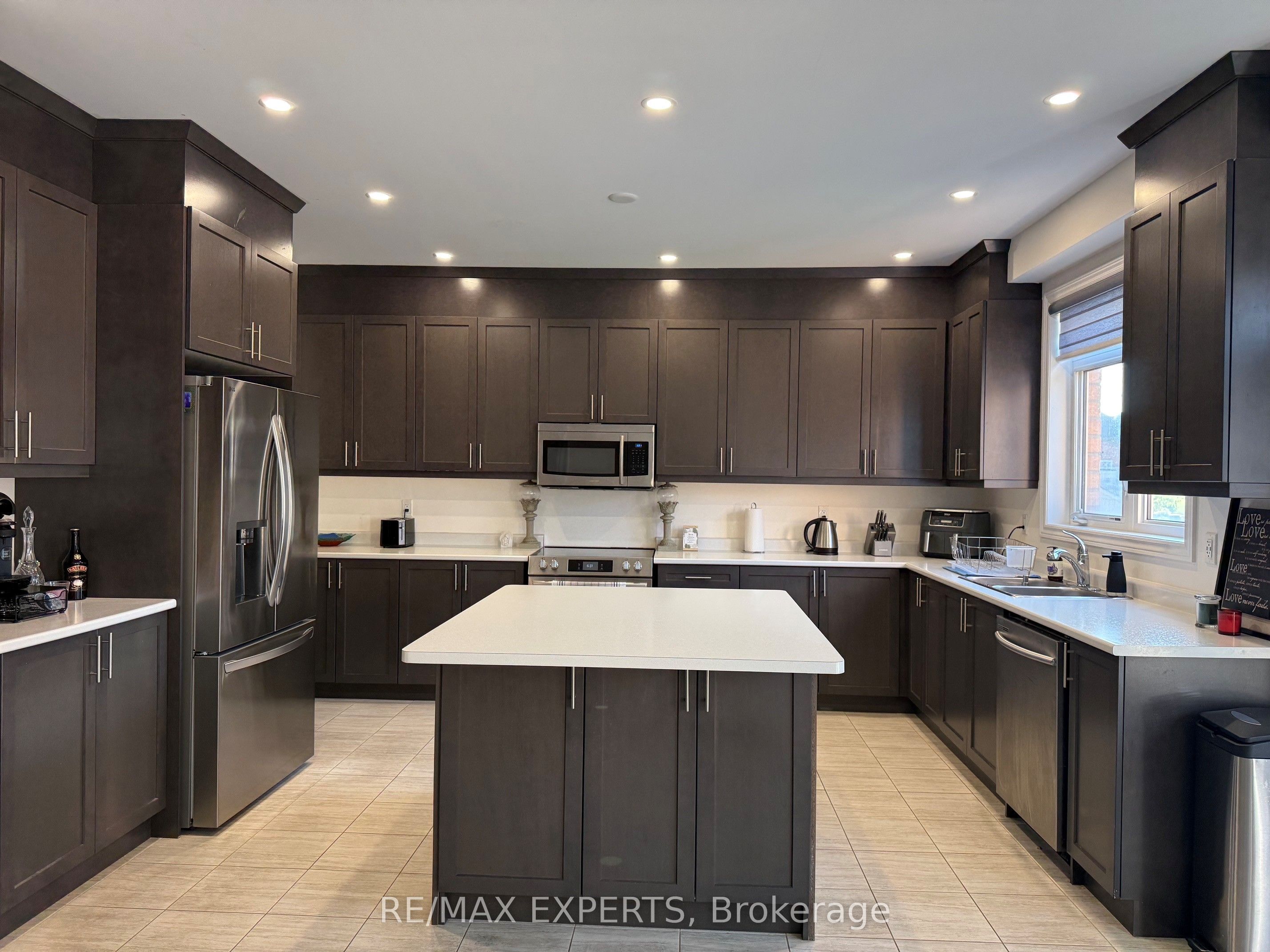 1454 Tomkins Road, Innisfil, ON L9S 0M8 photo 4