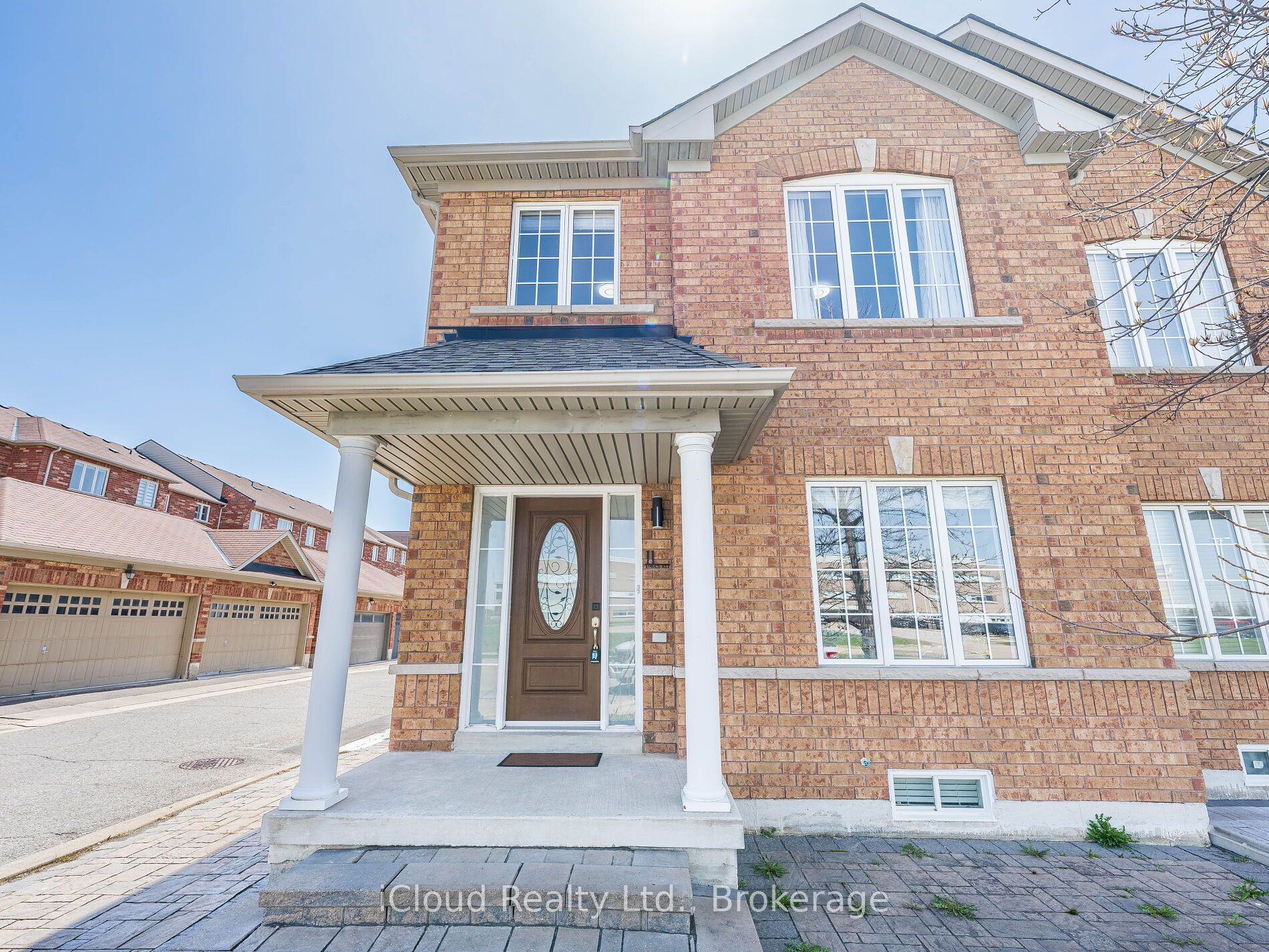 11 Davos Road, Vaughan, ON L4H 0P4