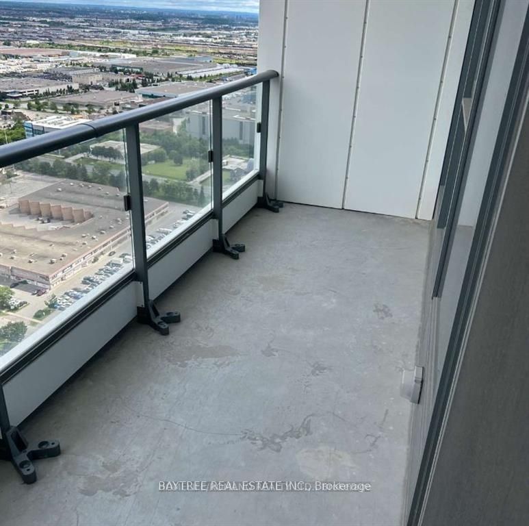 898 Portage Parkway 4511, Vaughan, ON L4K 0J6 photo 5