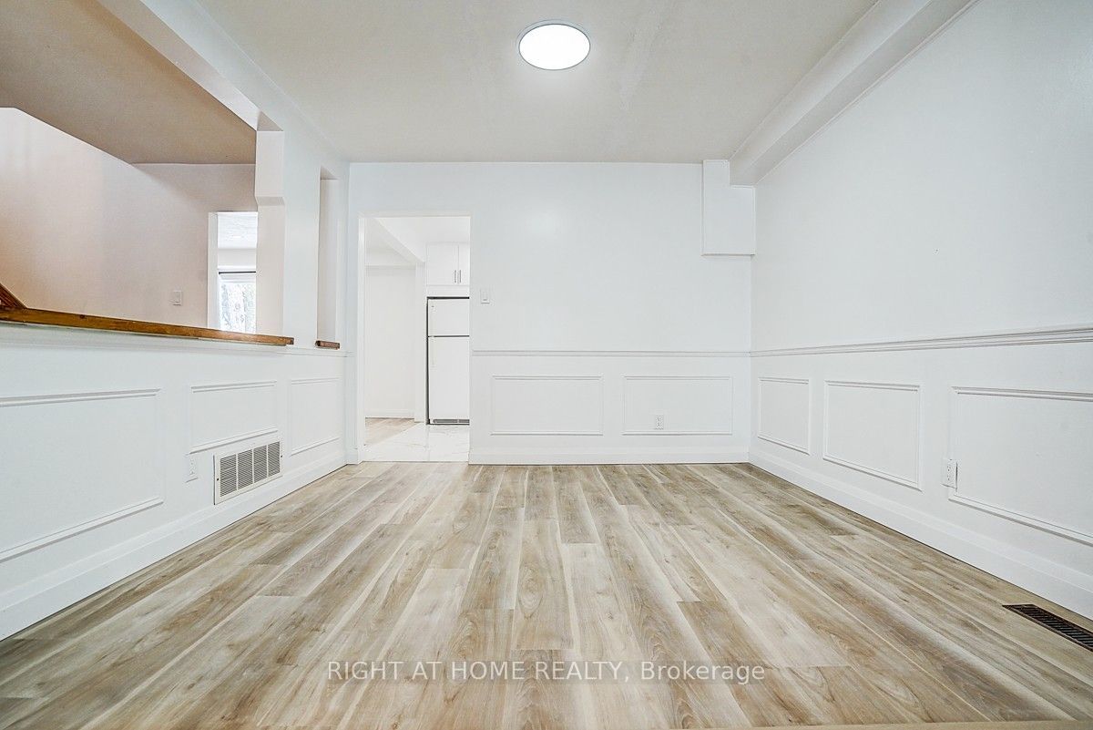 35 Snowshoe Crescent, Markham, ON L3T 4M7 photo 2
