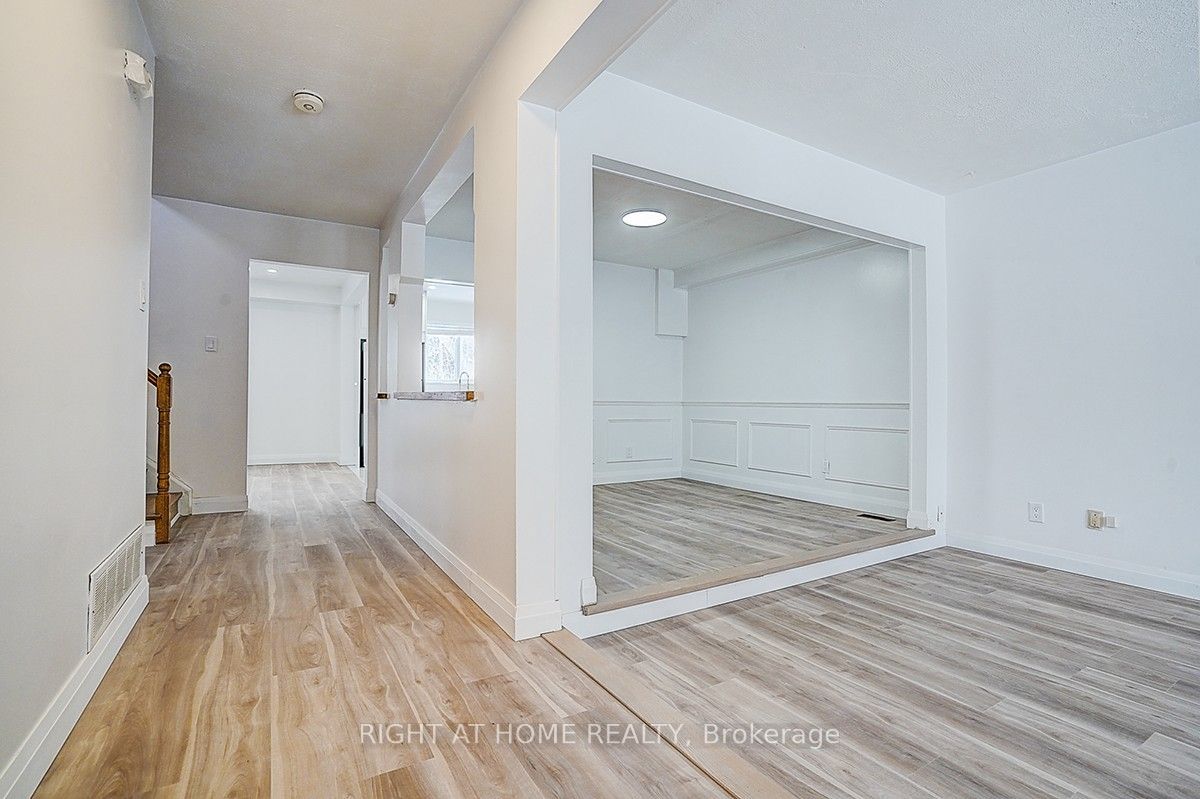 35 Snowshoe Crescent, Markham, ON L3T 4M7 photo 4
