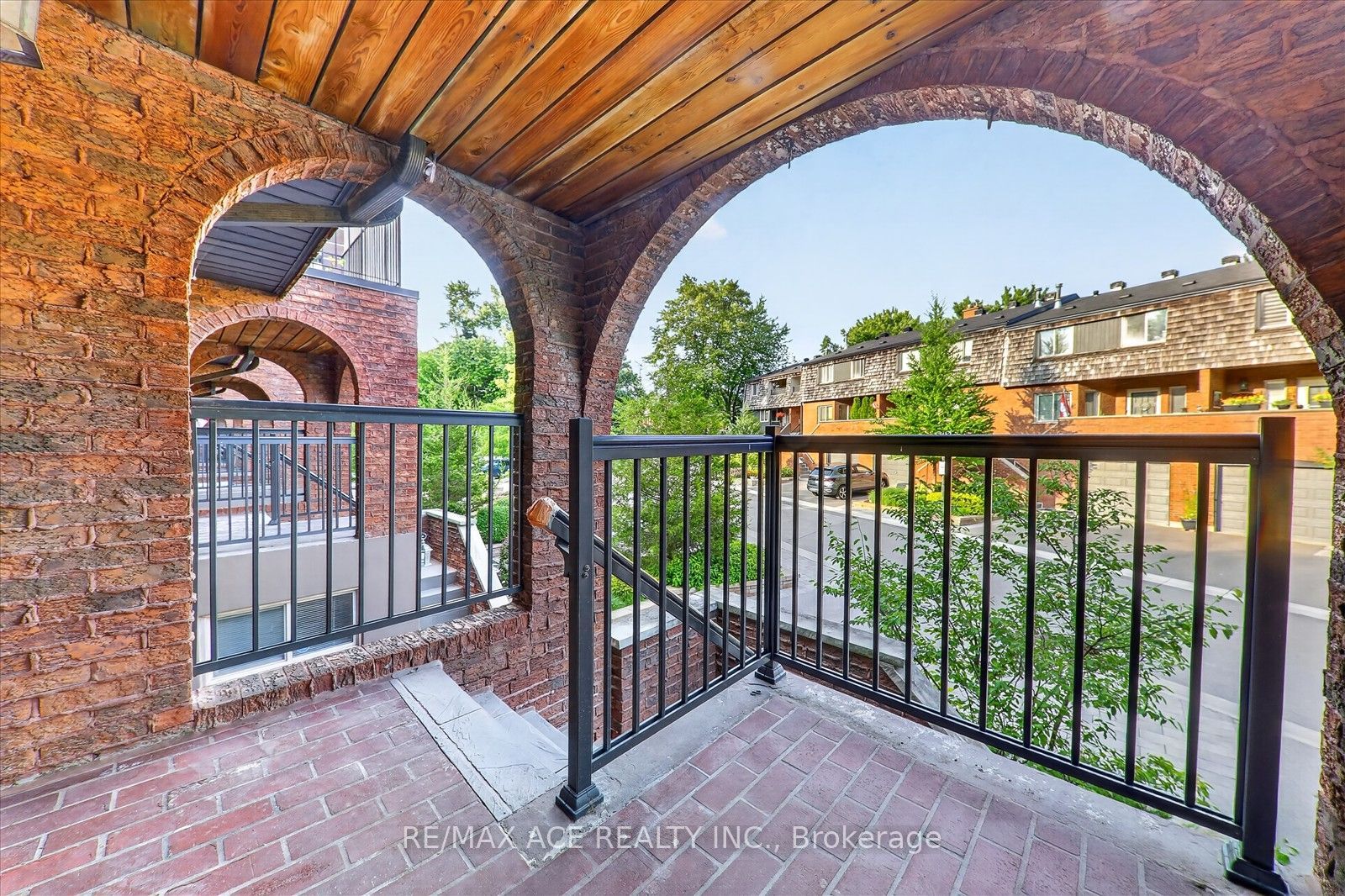 65 Cricklewood Crescent, Markham, ON L3T 4T8 photo 4