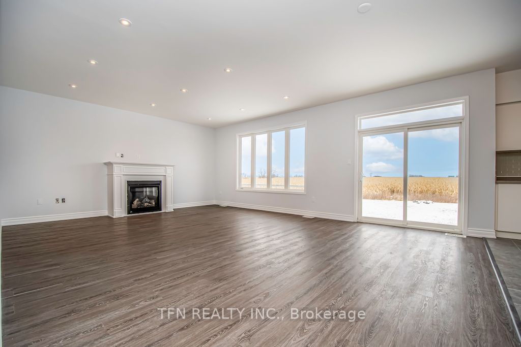 24 Don Hadden Crescent, Brock, ON L0C 1H0 photo 2