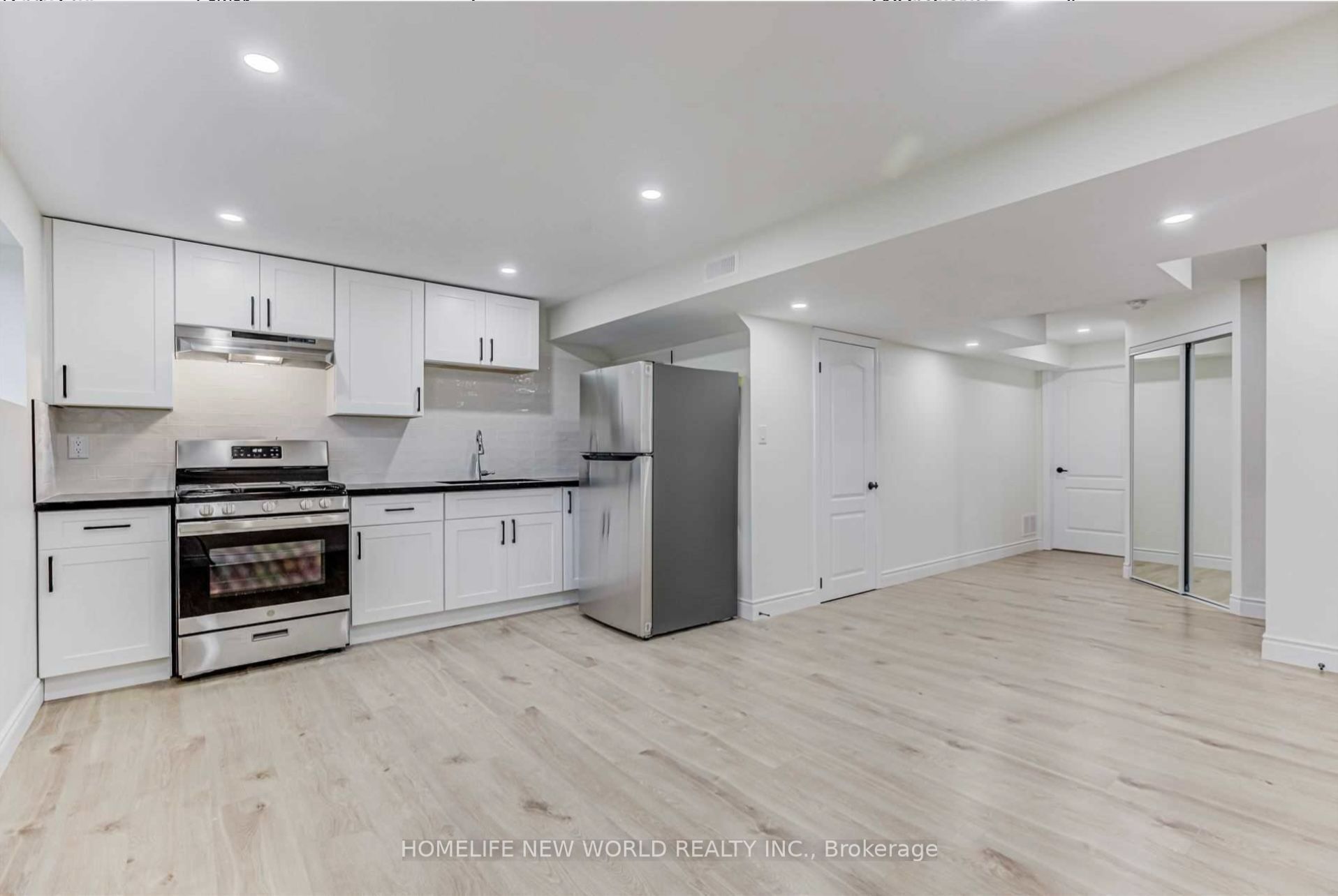24 SEEDLING Crescent Basement, Whitchurch-Stouffville, ON L4A 4V5 photo 2