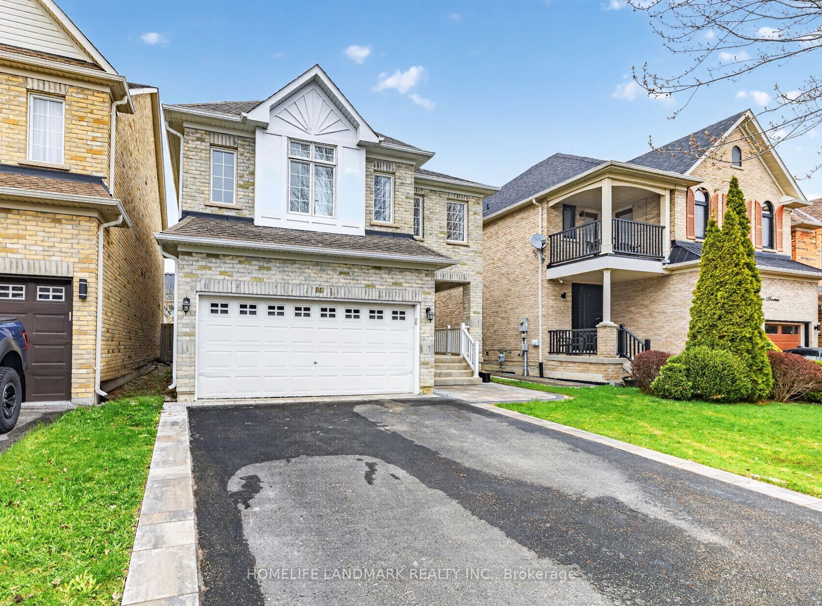 86 Laurier Avenue, Richmond Hill, ON L4E 4P6 photo 2