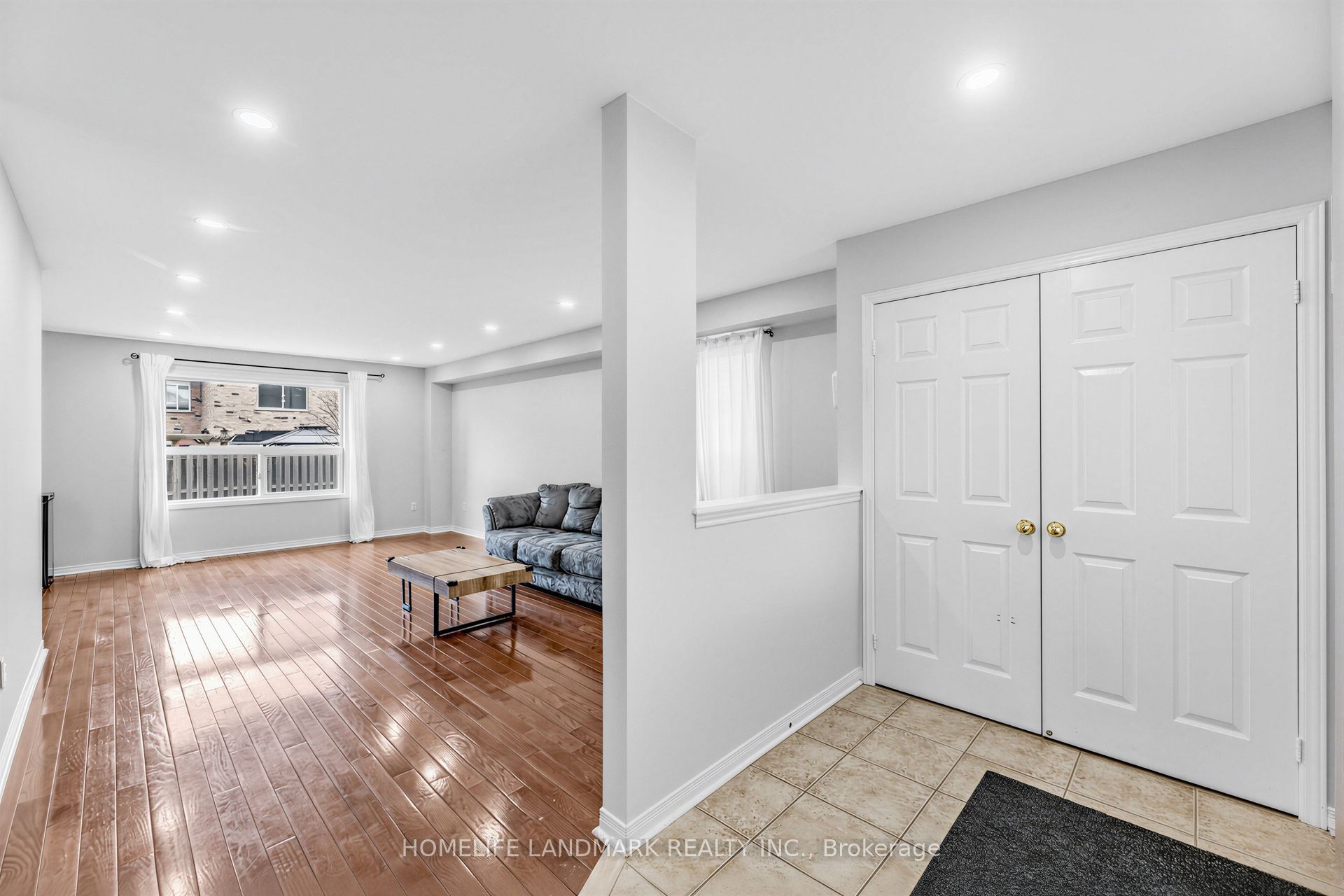 86 Laurier Avenue, Richmond Hill, ON L4E 4P6 photo 5