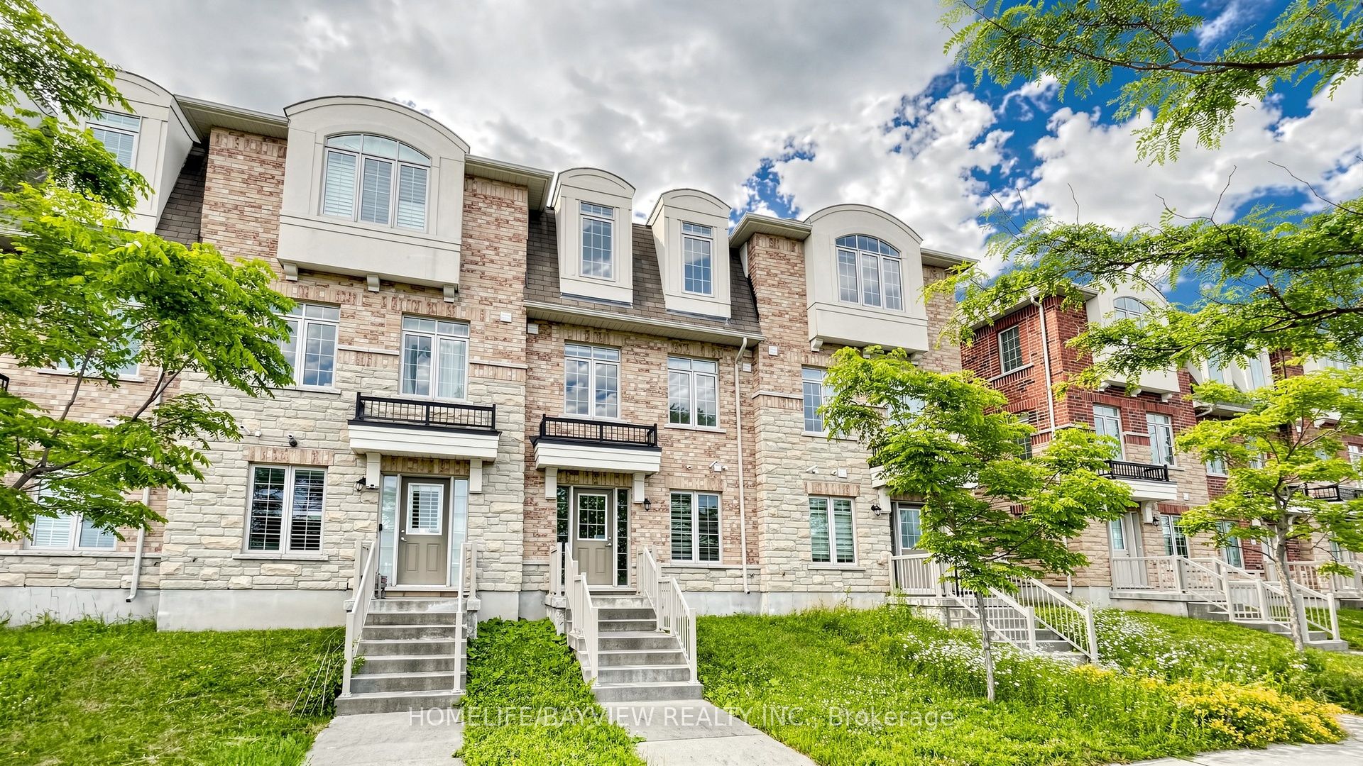 10981 Woodbine Avenue, Markham, ON L6C 0X4 photo 2