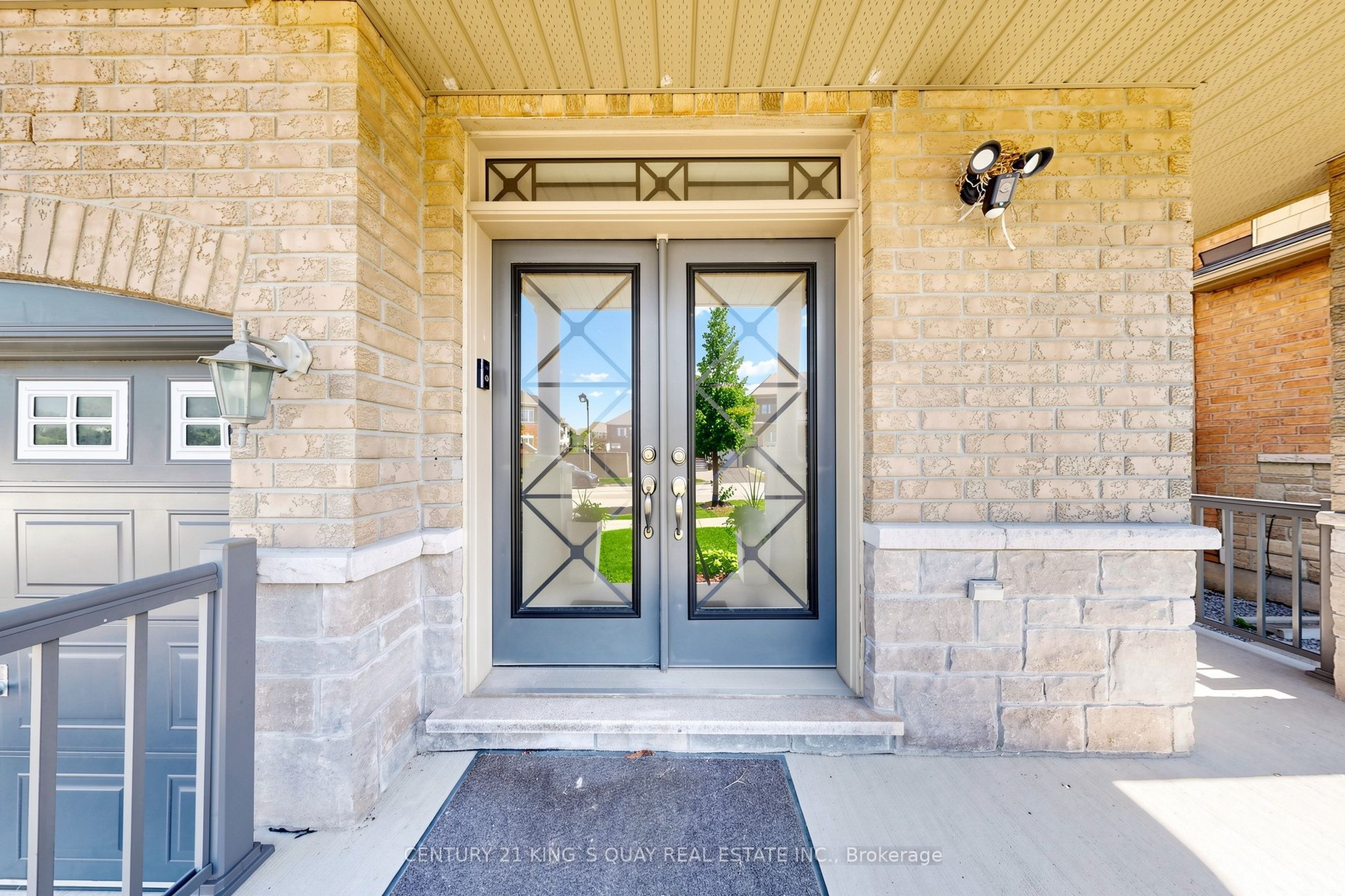 44 Dame Gruev Drive, Markham, ON L6E 0M4 photo 2