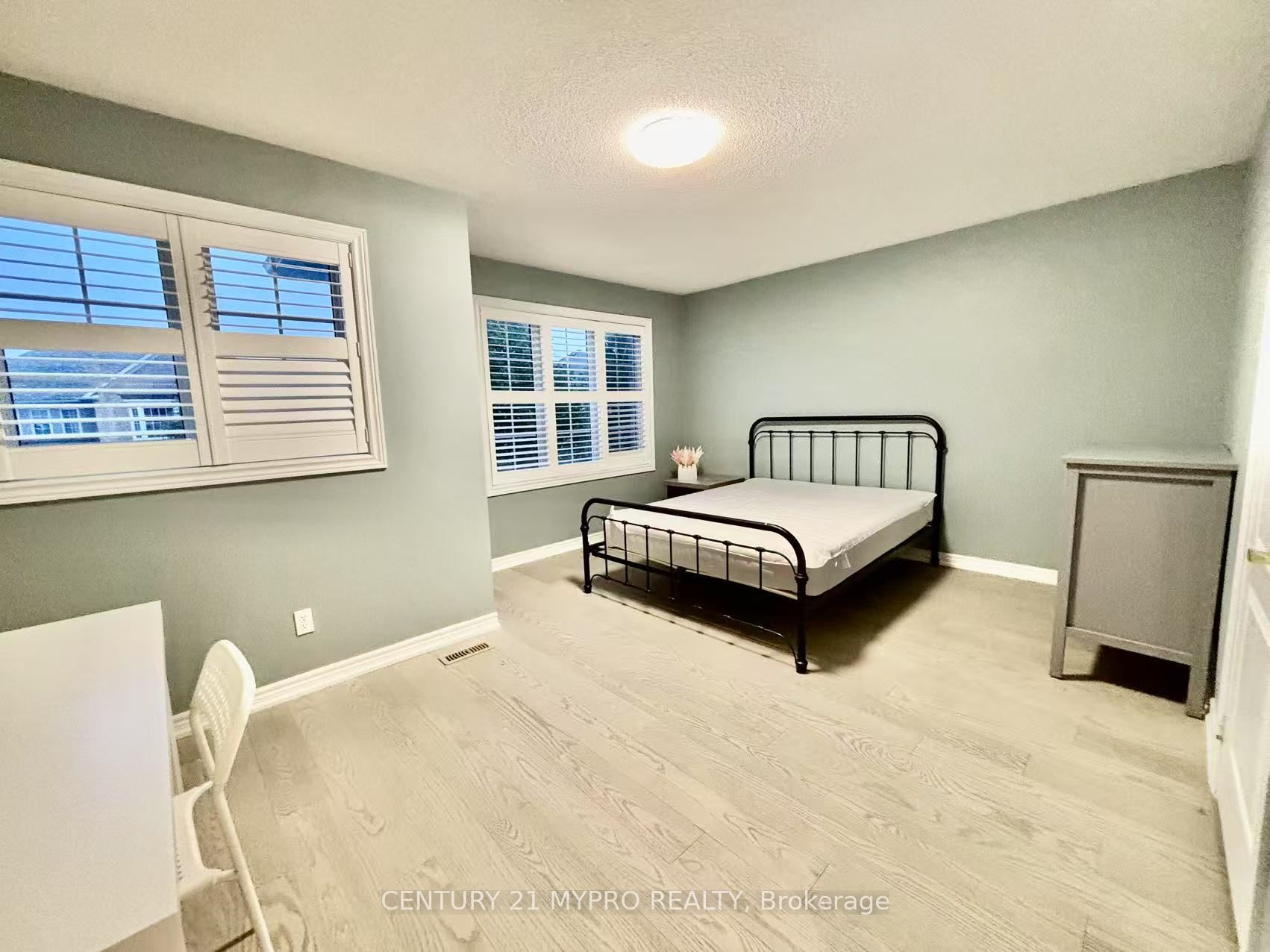 23 Hawksbury Road Room A, Markham, ON L6E 1W2 photo 3