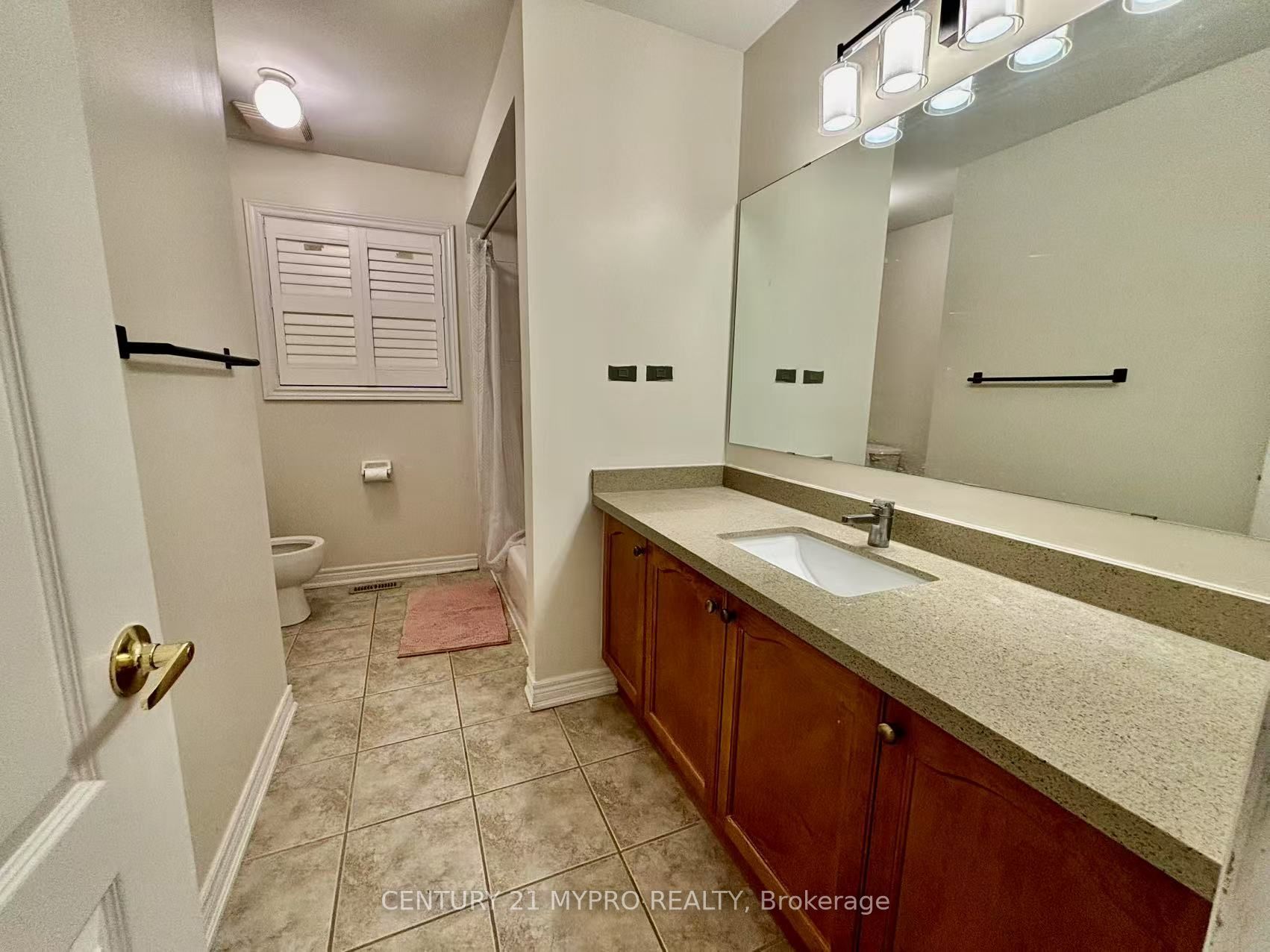 23 Hawksbury Road Room A, Markham, ON L6E 1W2 photo 4