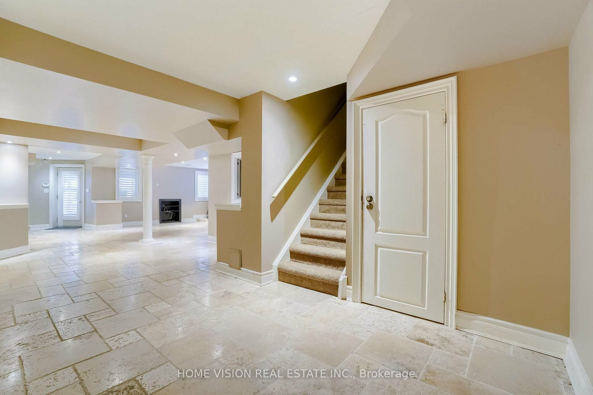 24 E Sandbanks Drive E BSMT, Richmond Hill, ON L4E 4K7 photo 4