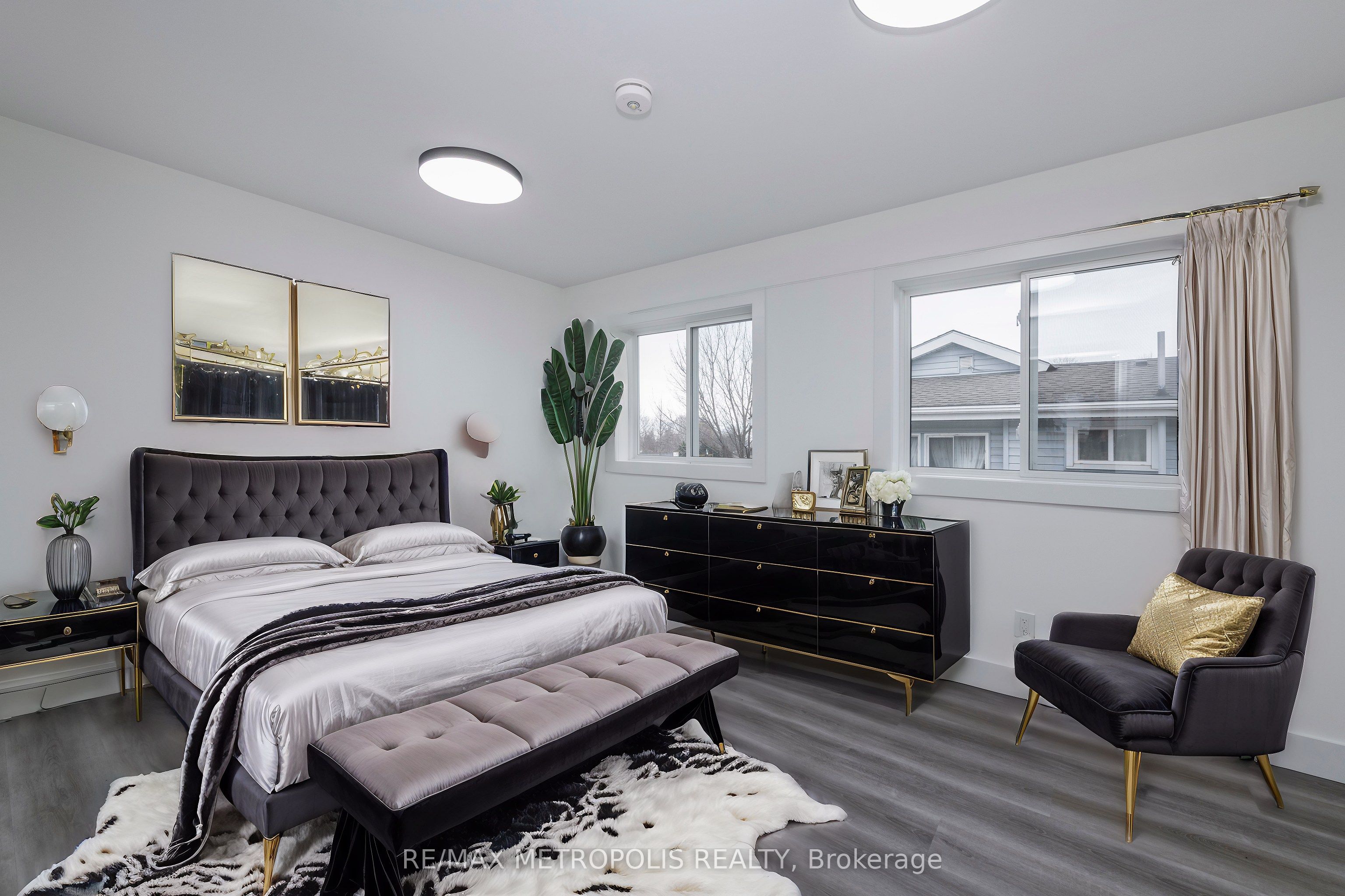759 Innisfil Beach Road, Innisfil, ON L9S 4E4 photo 4