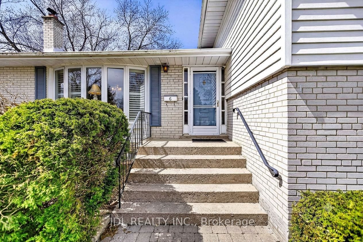 6 Willowgate Drive Main Floor, Markham, ON L3P 1G2 photo 2
