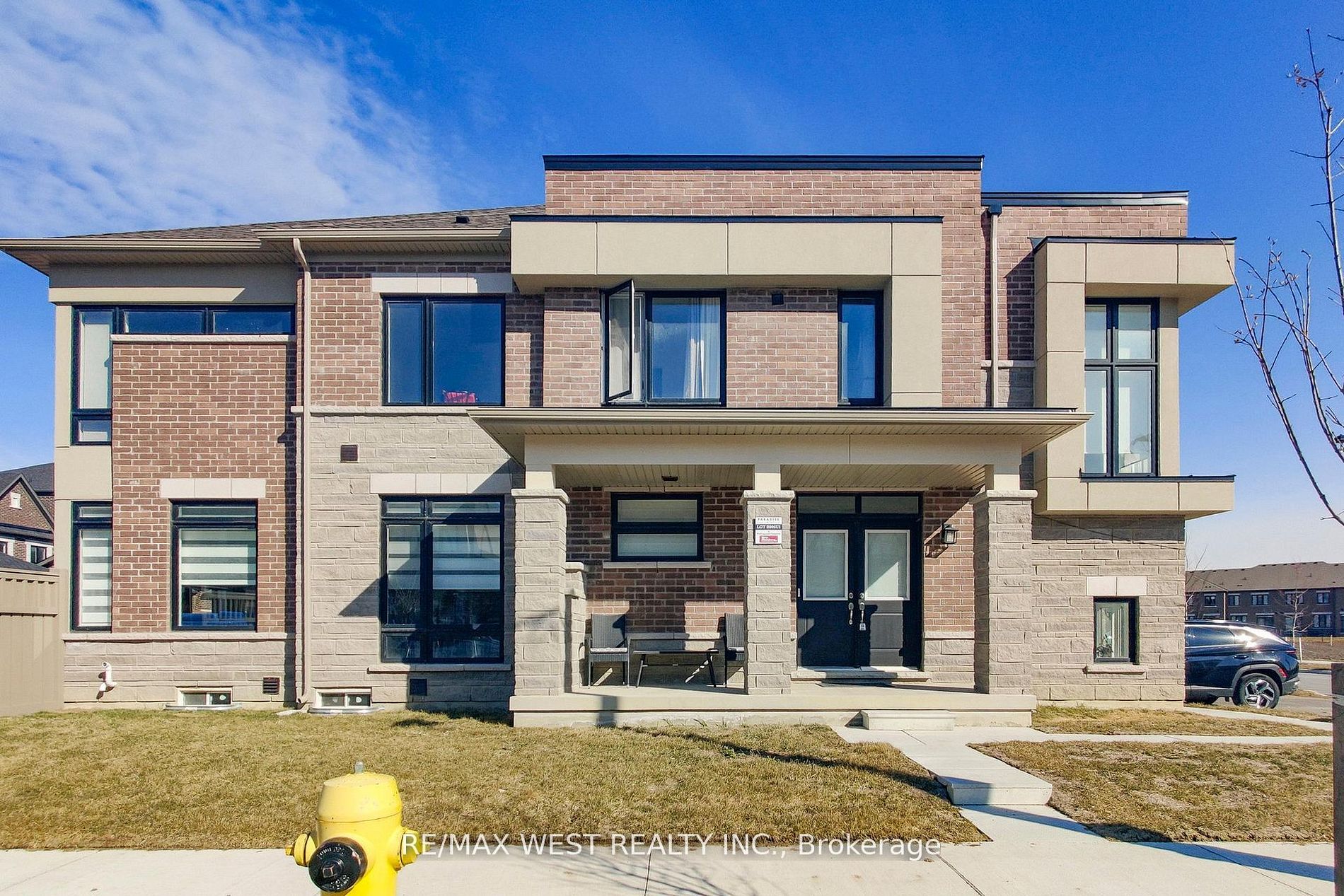4 Haldimand Street, Vaughan, ON L4J 7R9