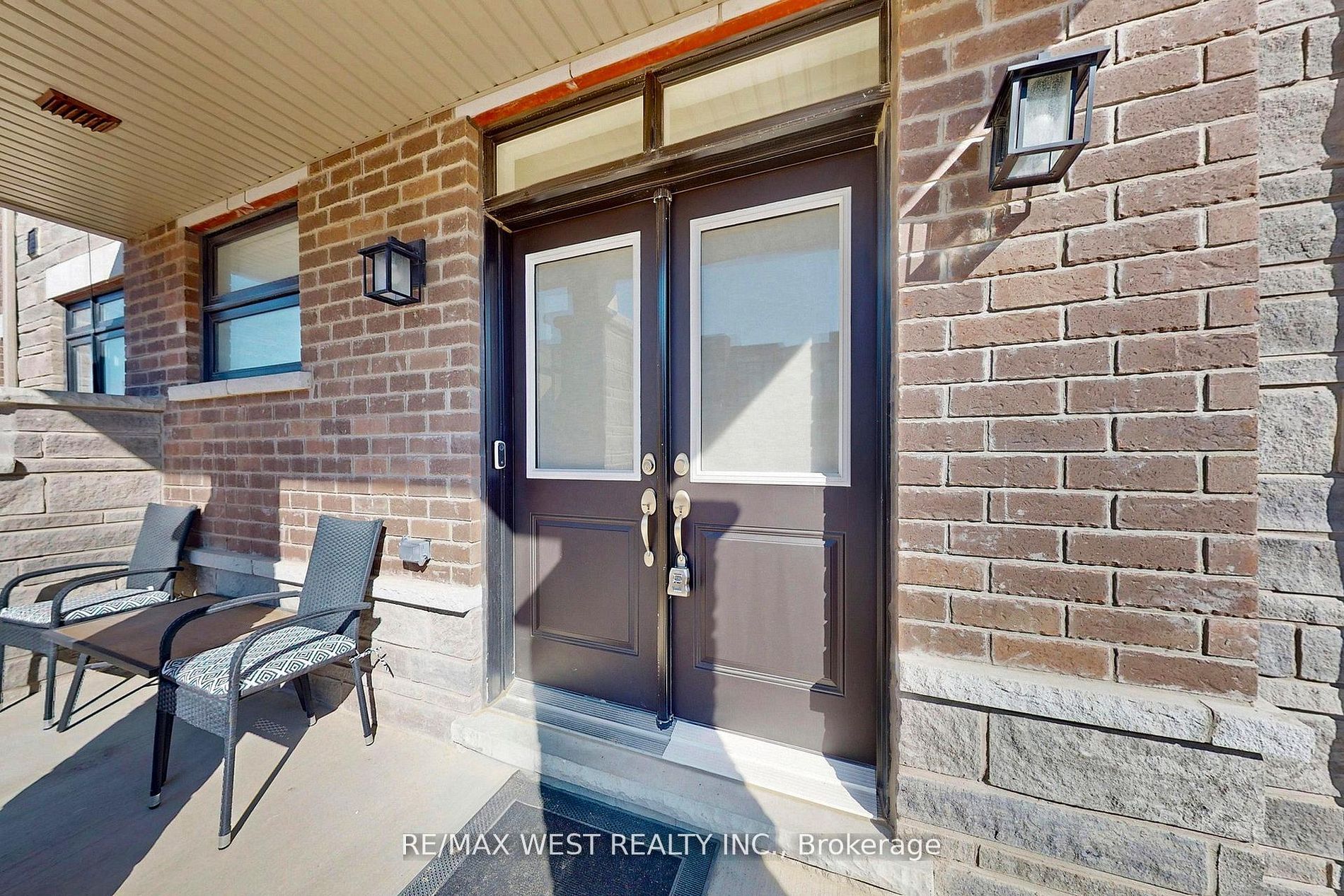 4 Haldimand Street, Vaughan, ON L4J 7R9 photo 3