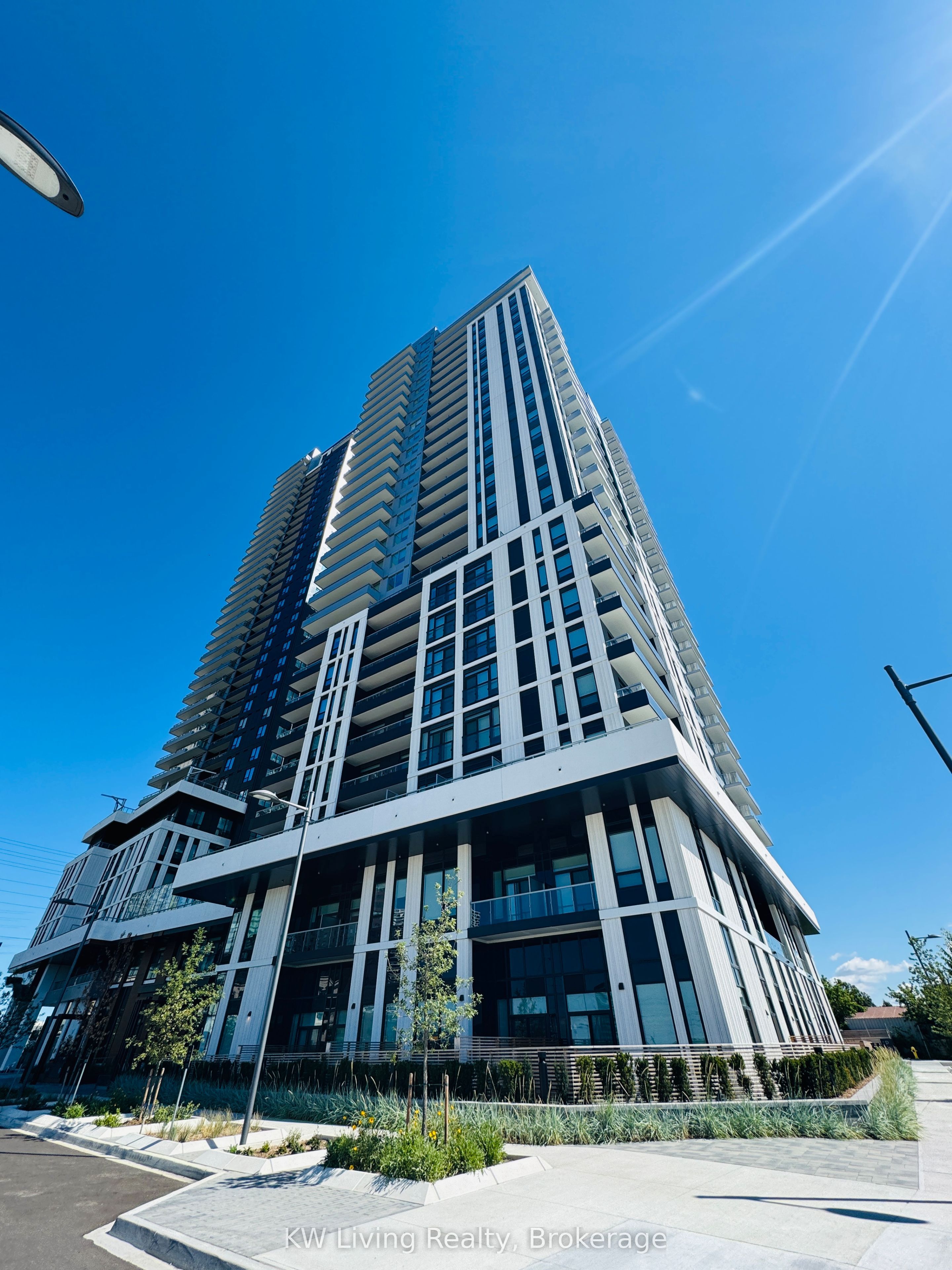 21 Meadowdale Road 1108, Vaughan, ON L4K 0H6