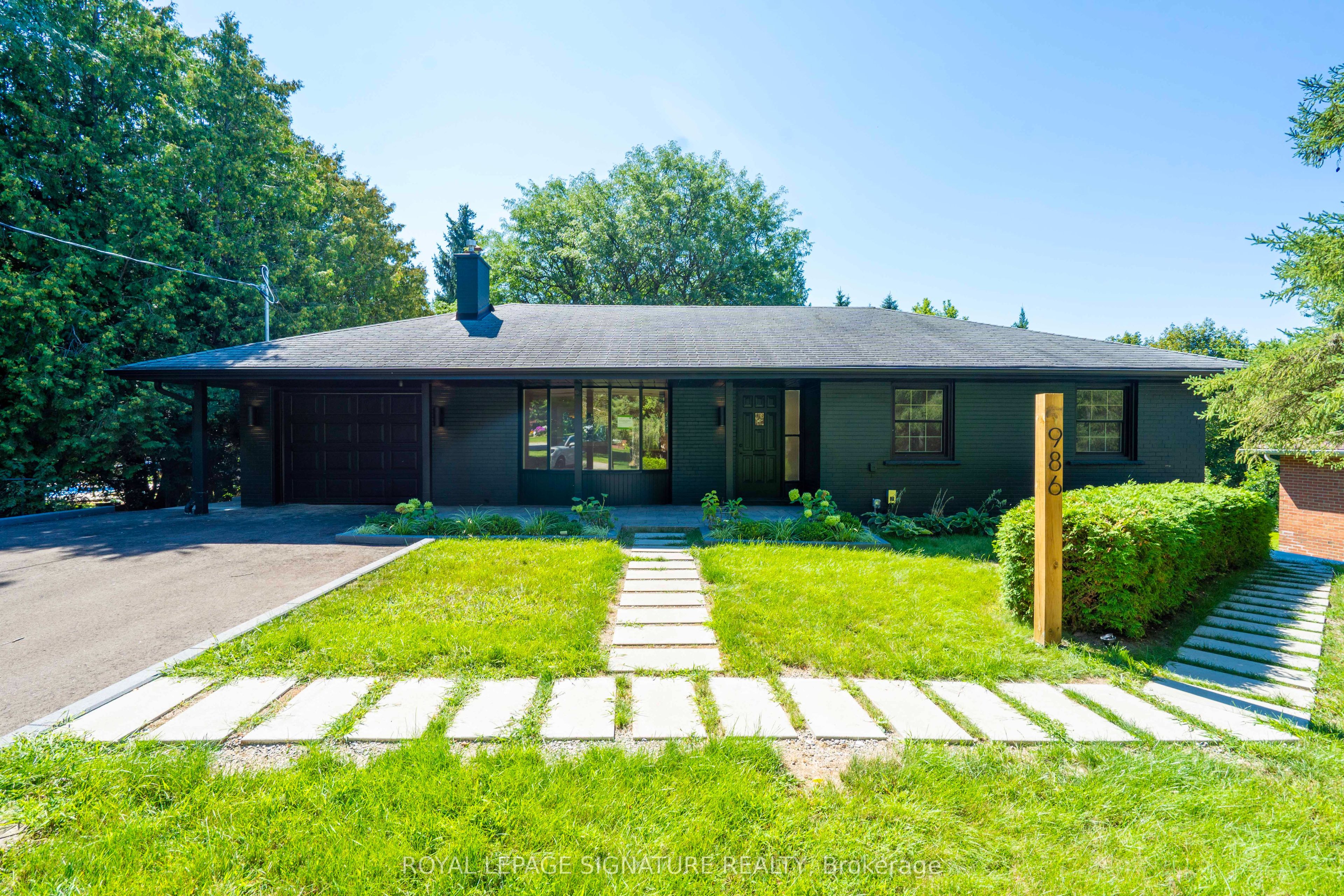 986 Srigley Street 1, Newmarket, ON L3Y 1Y3